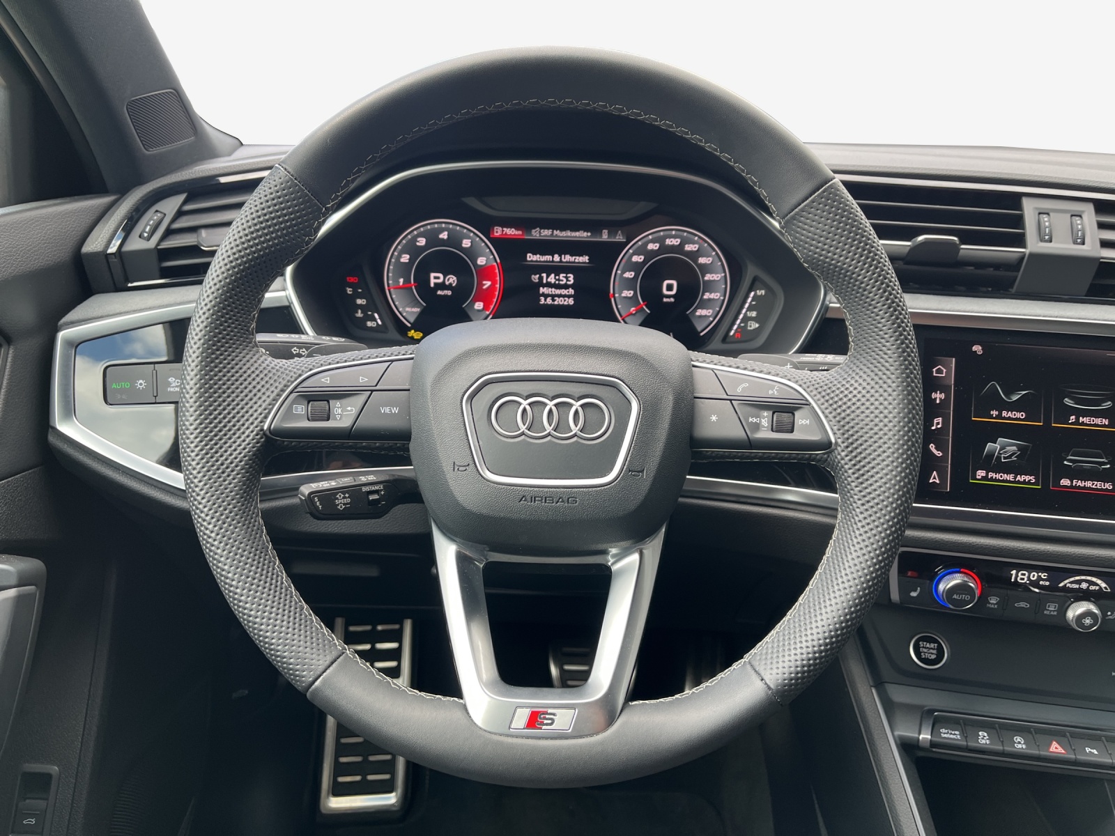 AUDI Q3 Sportback 40 TFSI S line quattro S-tronic-image-9