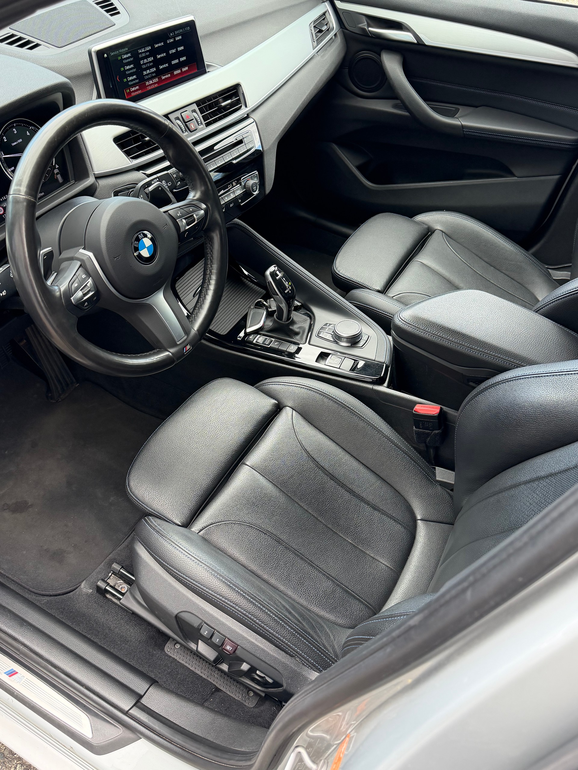 BMW X1 xDrive 20d M Sport Steptronic-image-7