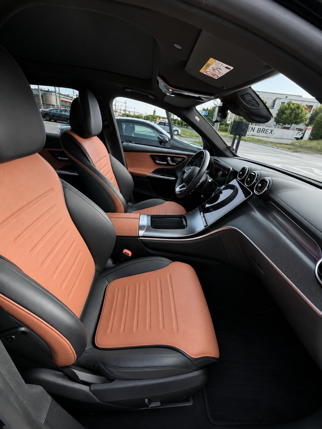 MERCEDES-BENZ GLC 200 AMG Line 4matic-image-1