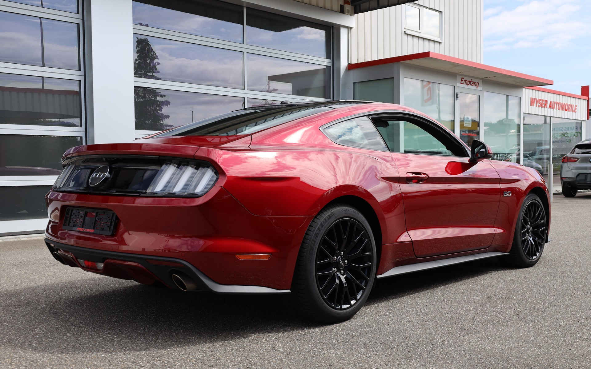 FORD Mustang Fastback 5.0 V8 GT Automat-image-5