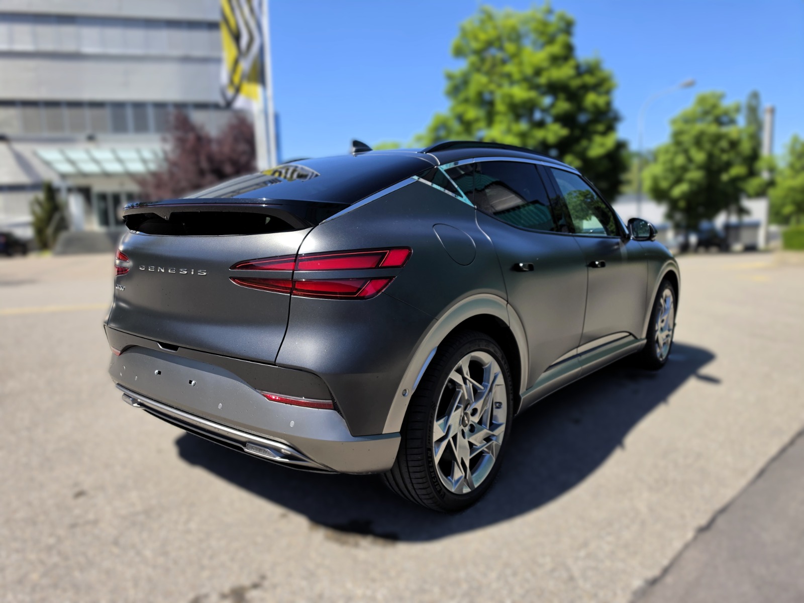 GENESIS GV60 77.4 kWh Sport Plus AWD-image-4