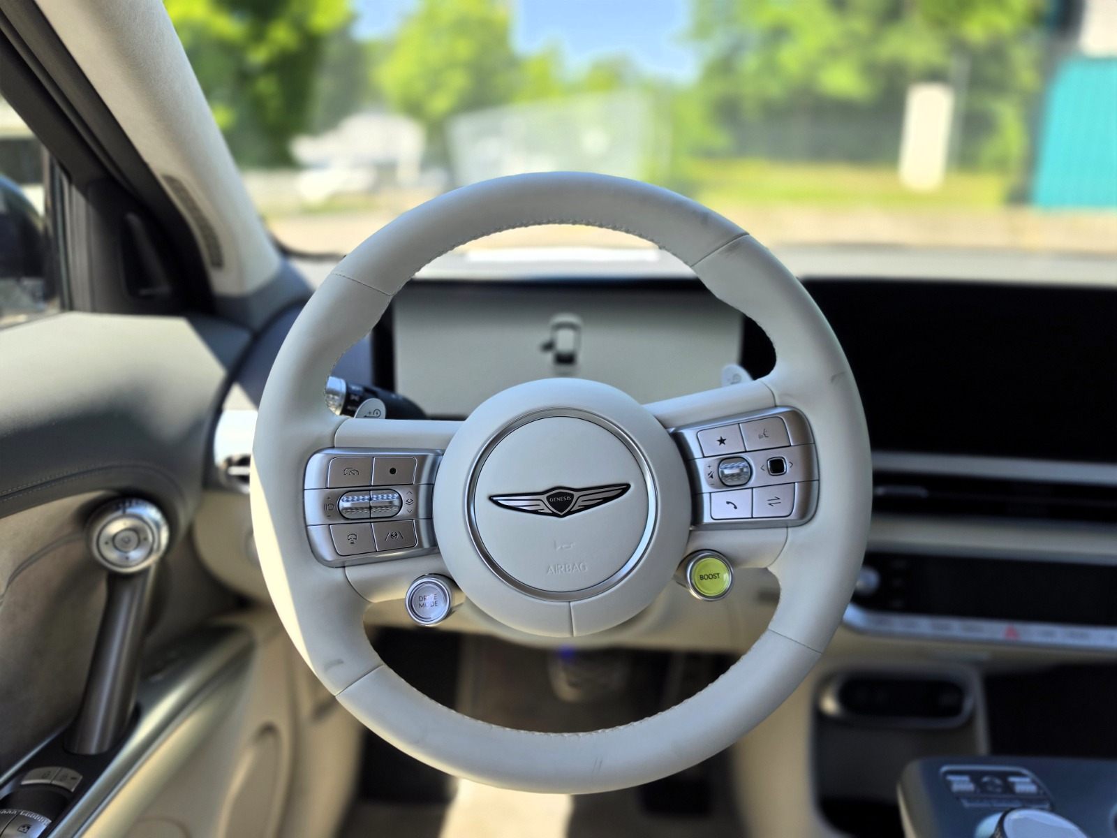GENESIS GV60 77.4 kWh Sport Plus AWD-image-10