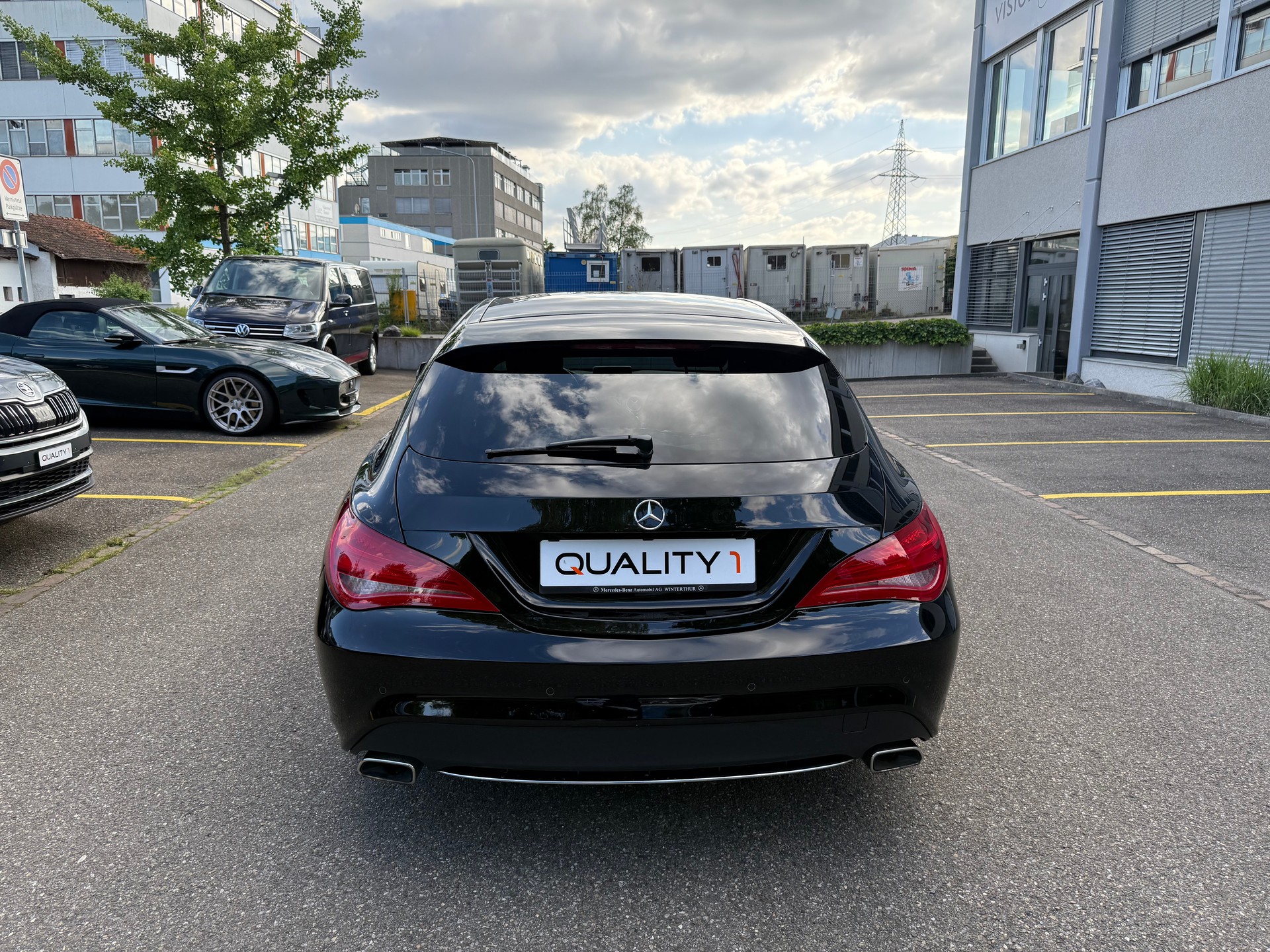 MERCEDES-BENZ CLA Shooting Brake 200 d Urban 4Matic 7G-DCT-image-4
