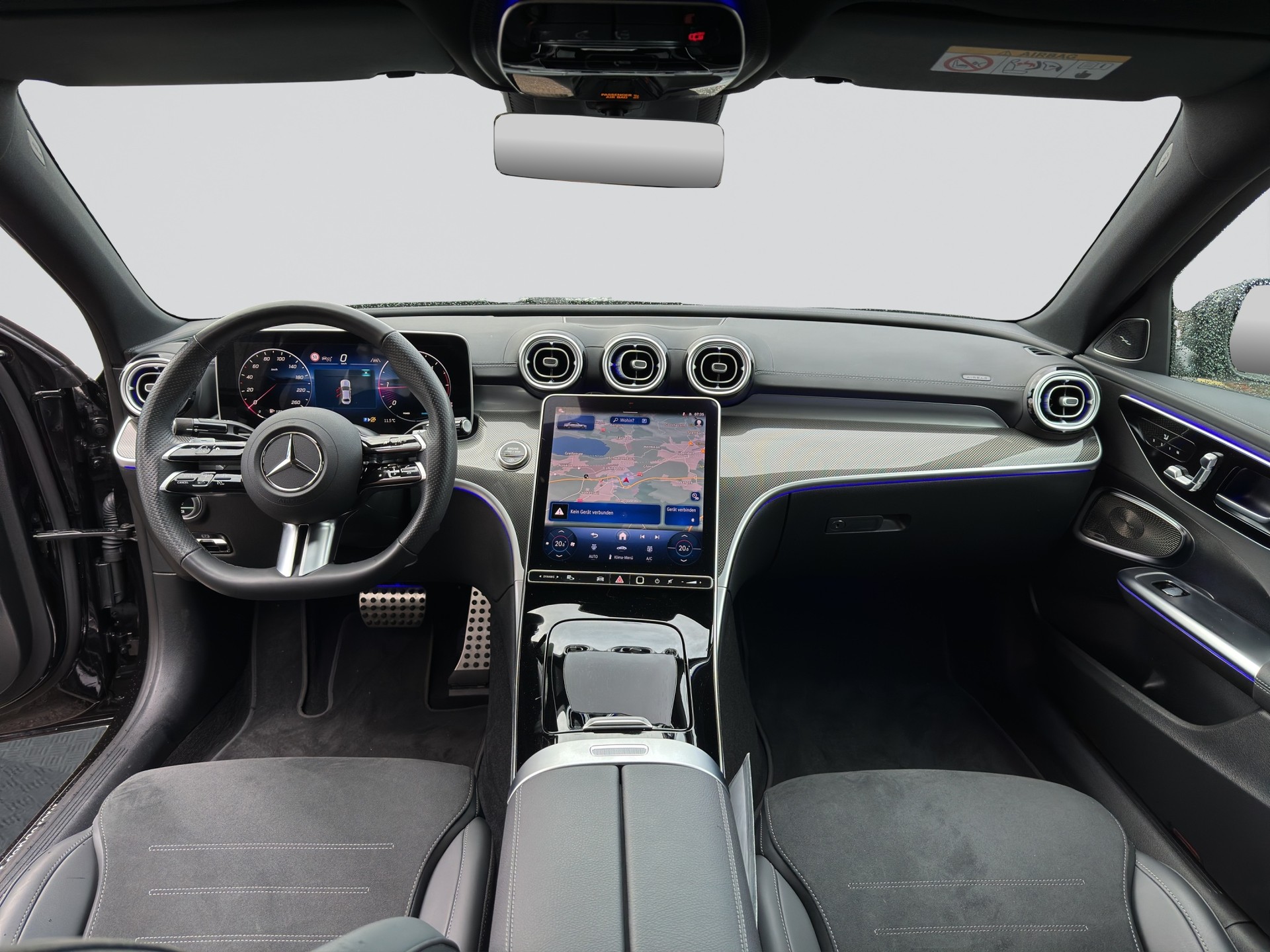 MERCEDES-BENZ C 220 d AMG Edition Night-image-13