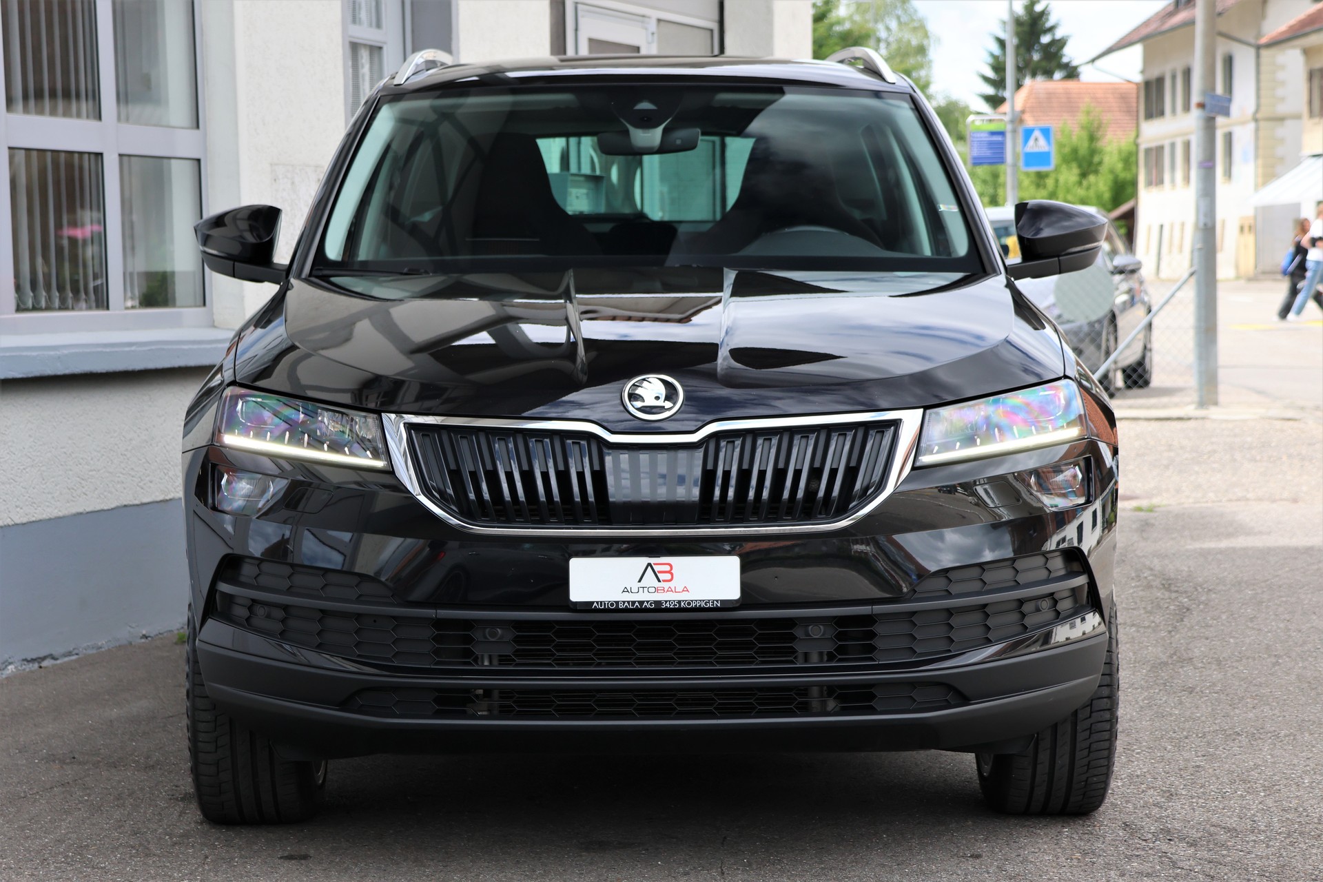 SKODA Karoq 2.0 TDI CR Style 4x4 DSG + 2.0T AHK-image-1