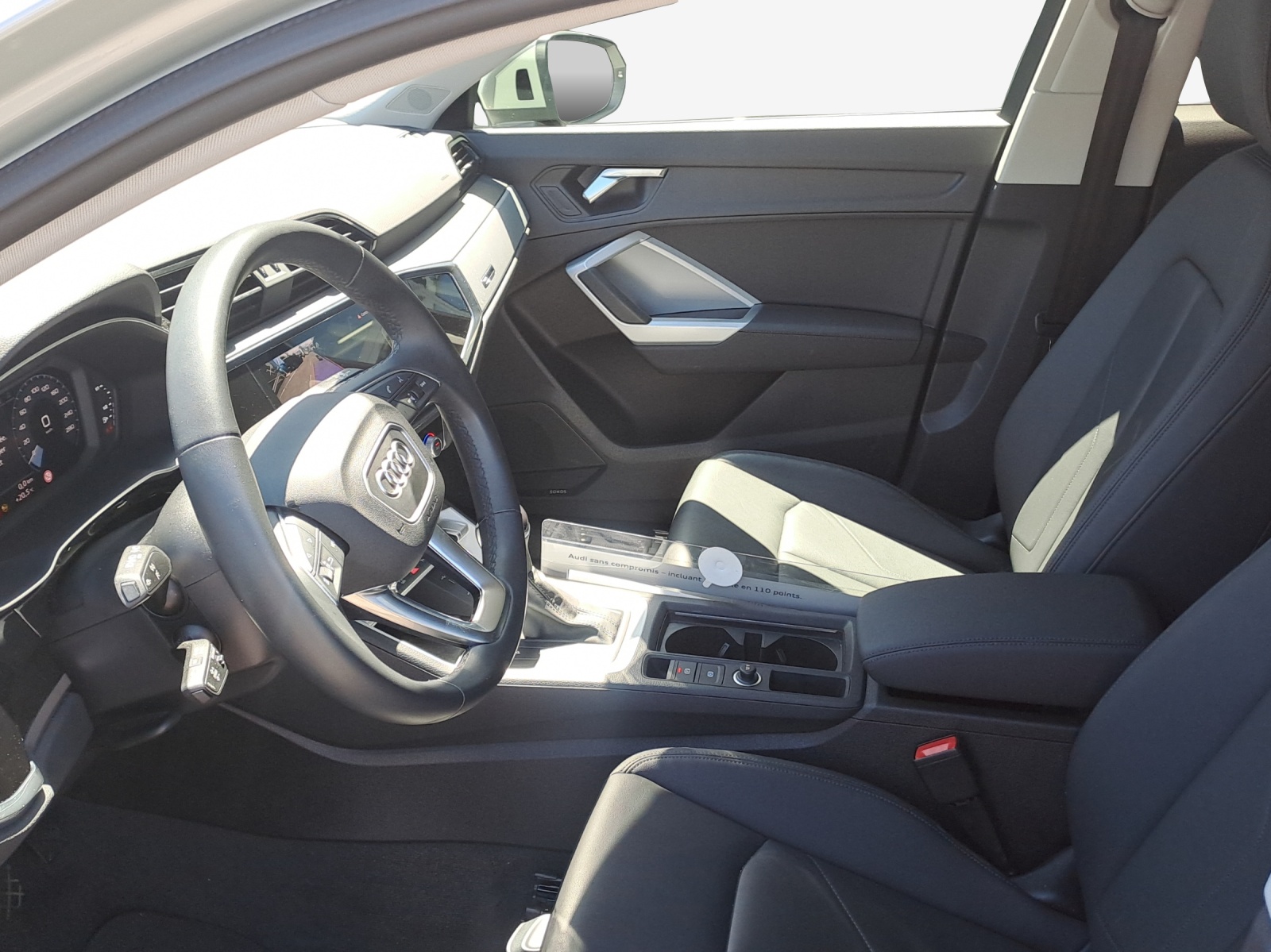 AUDI Q3 Sportback 35 TFSI Attraction S-tronic-image-7