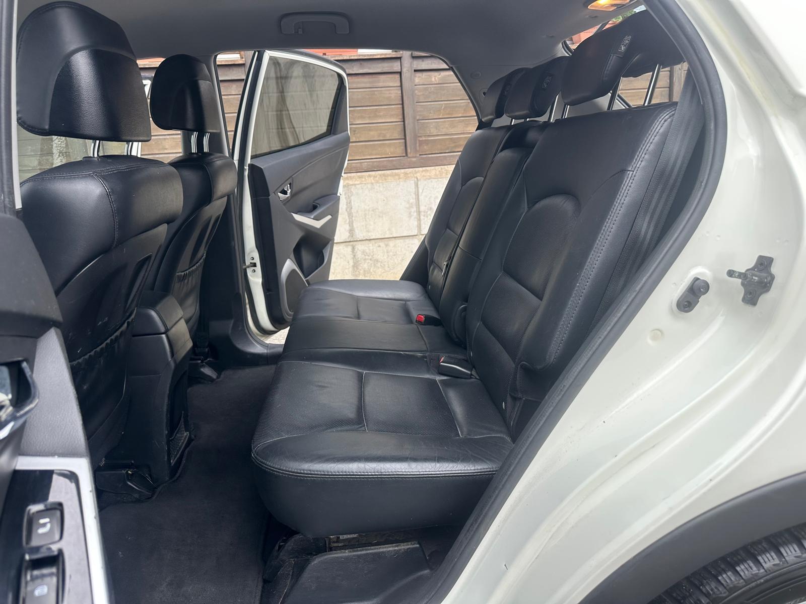 KGM-SsangYong Korando 2.0 e-XDI Sapphire 4WD-image-10