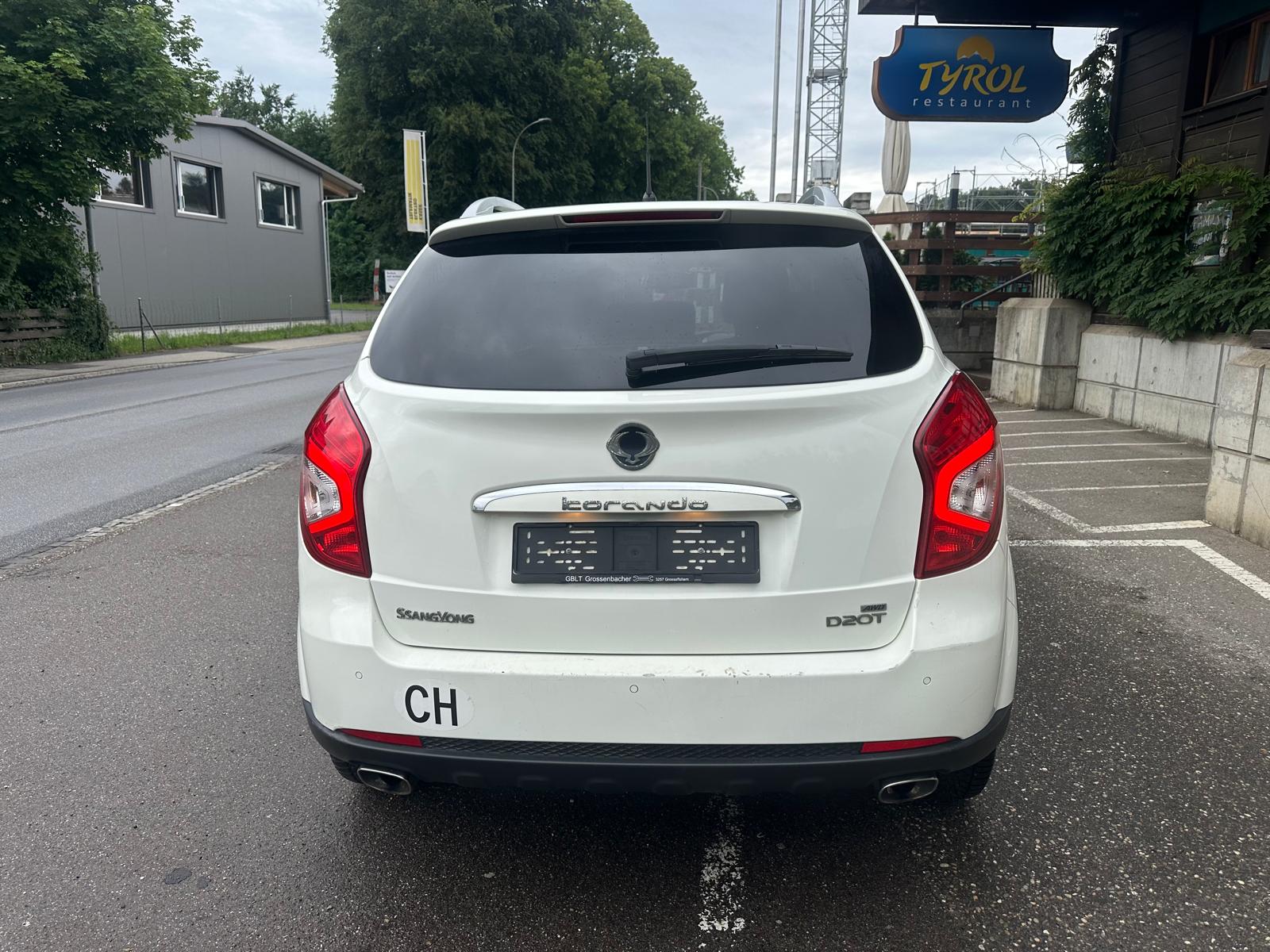 KGM-SsangYong Korando 2.0 e-XDI Sapphire 4WD-image-5