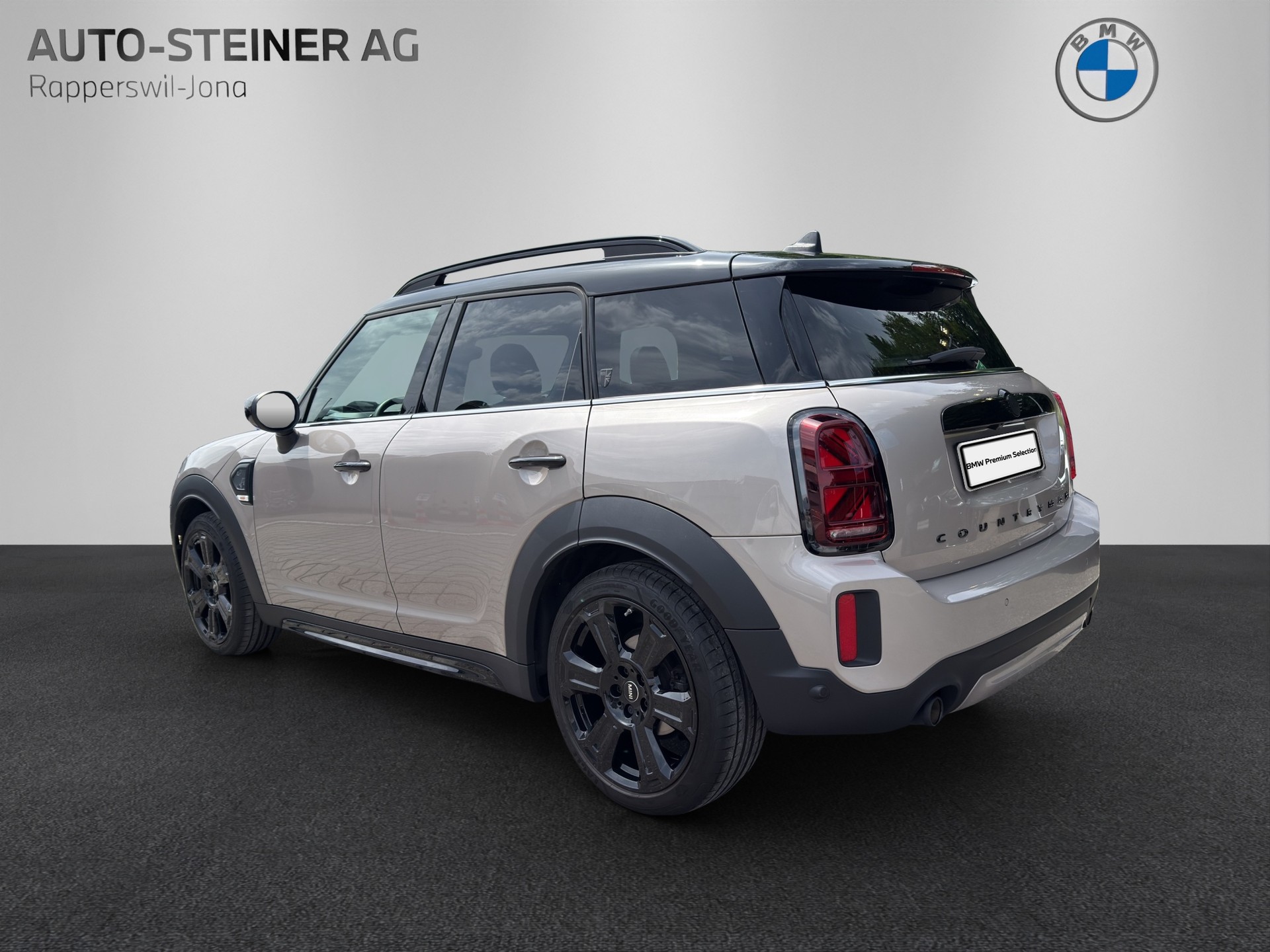 MINI Cooper S ALL4-image-2