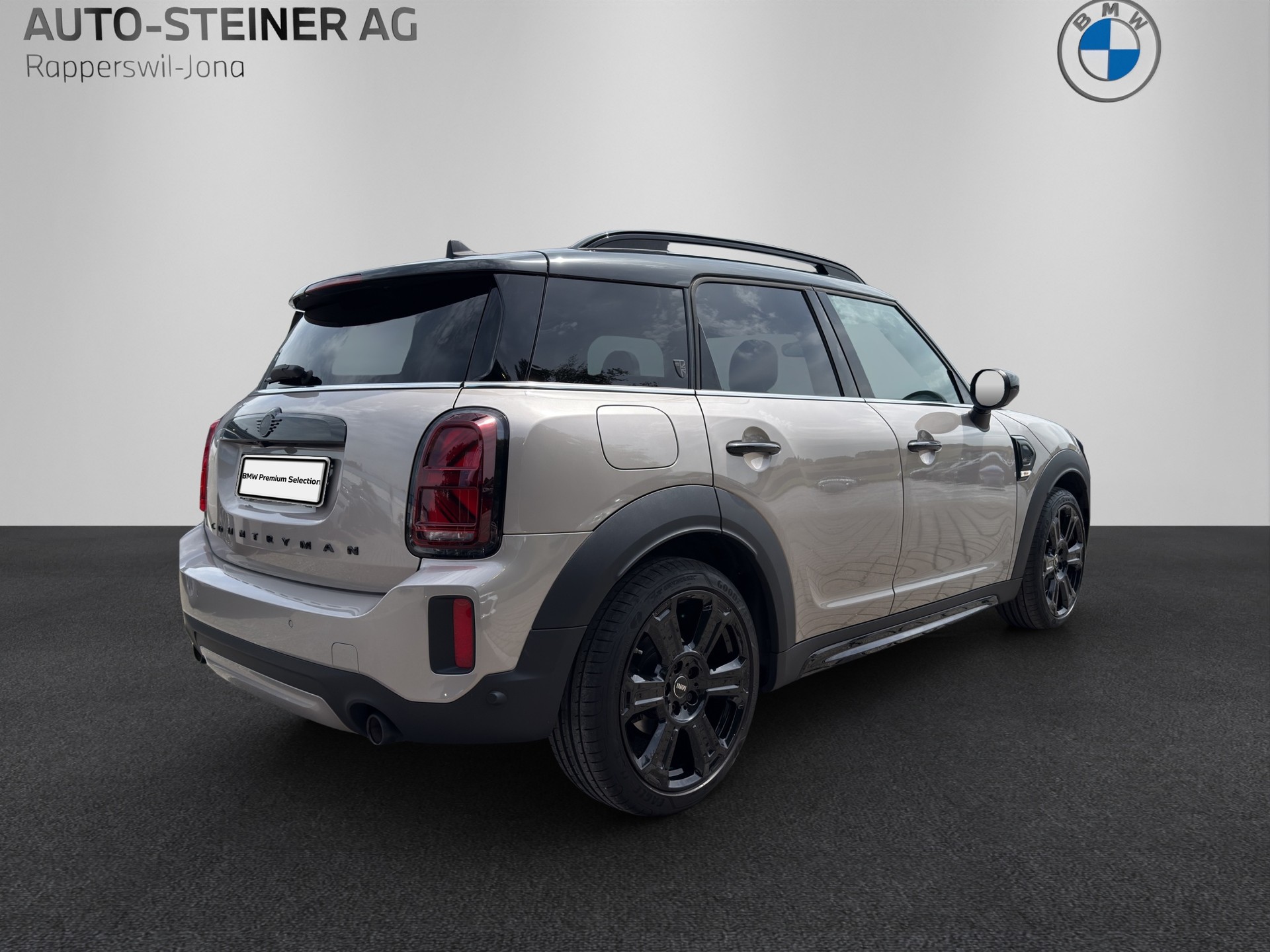 MINI Cooper S ALL4-image-4