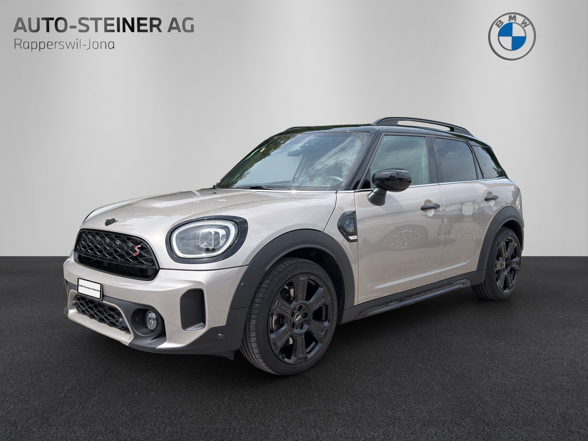MINI Cooper S ALL4-image-0