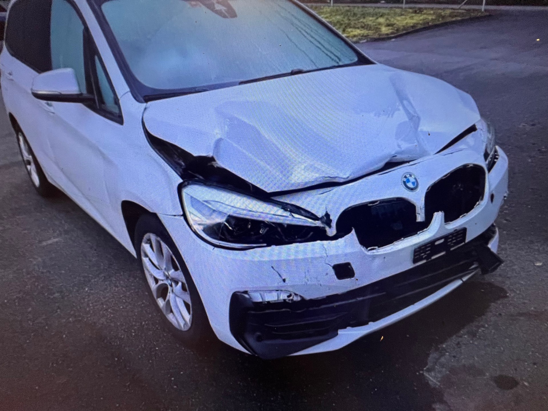 BMW 218d xDrive Gran Tourer Steptronic-image-2