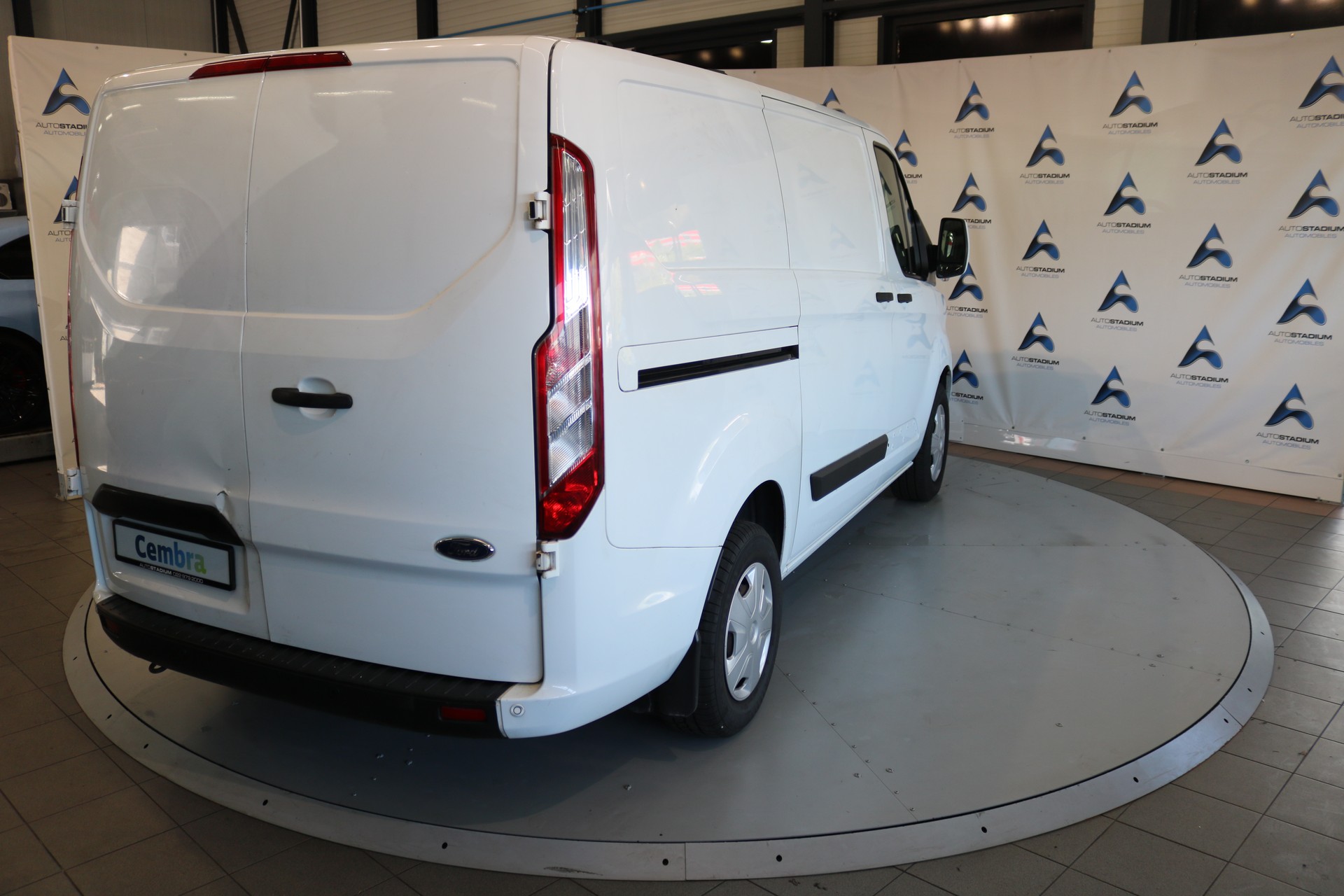 FORD Transit Custom Van 280 L1H1 Ambiente-image-20