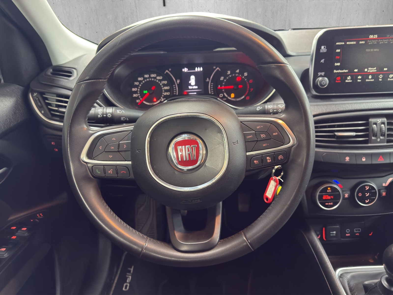 FIAT Tipo 1.4TJet Station Wagon Lounge-image-7