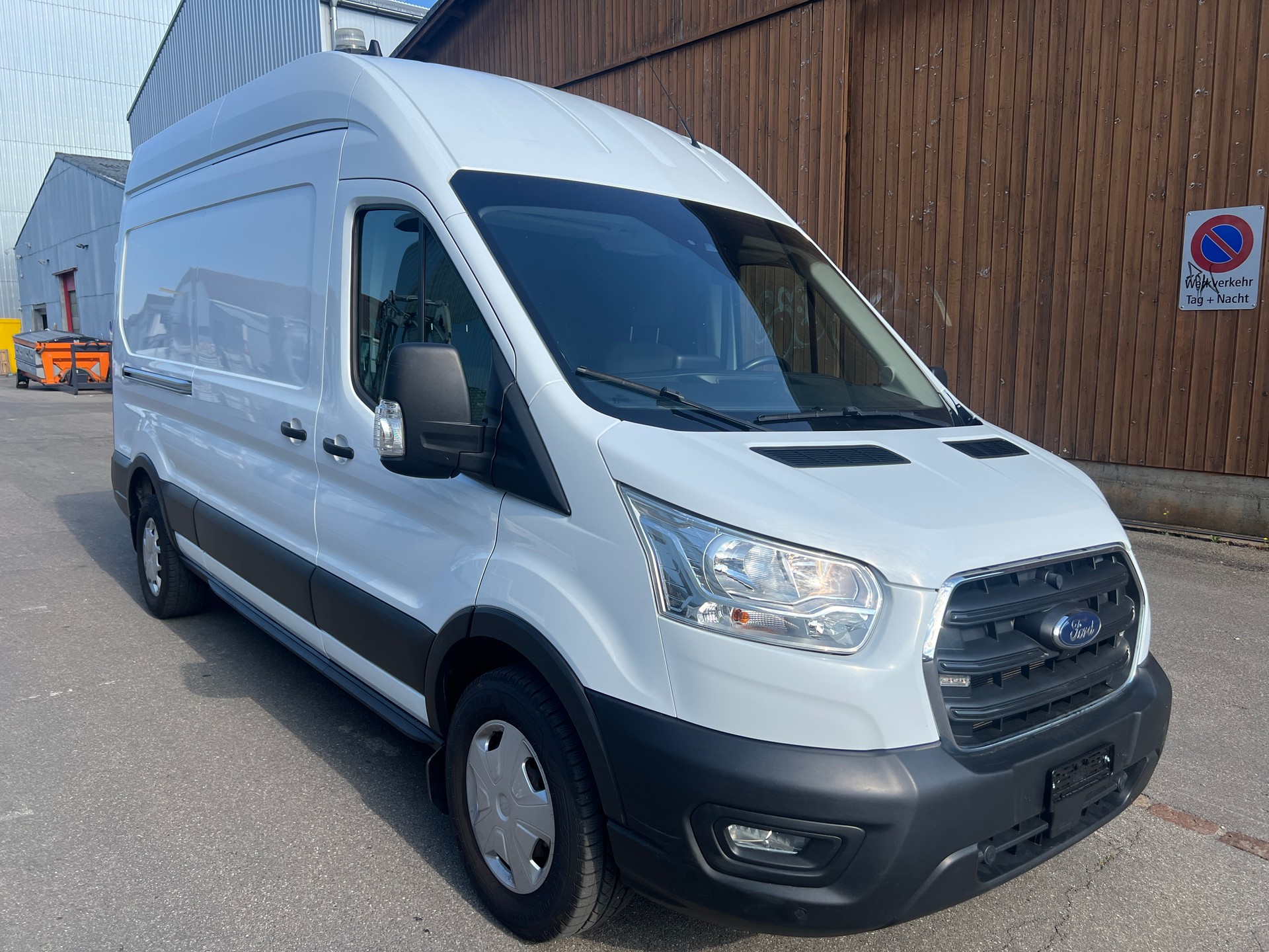 FORD Transit Van 350 L3 Trend 2.0 TDCi 170 4WD-image-1