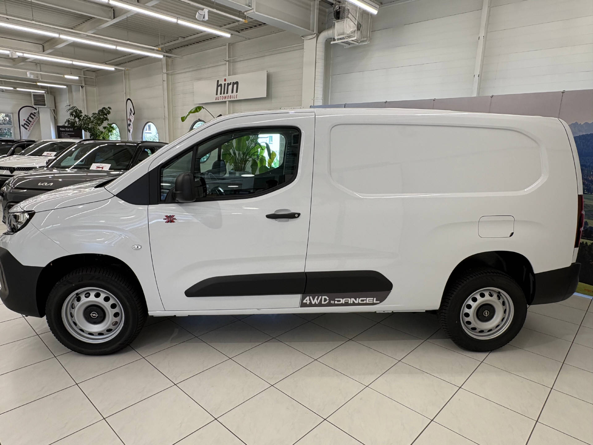 OPEL Combo Cargo 2.4 t XL 1.5 D S/S 4x4-image-8