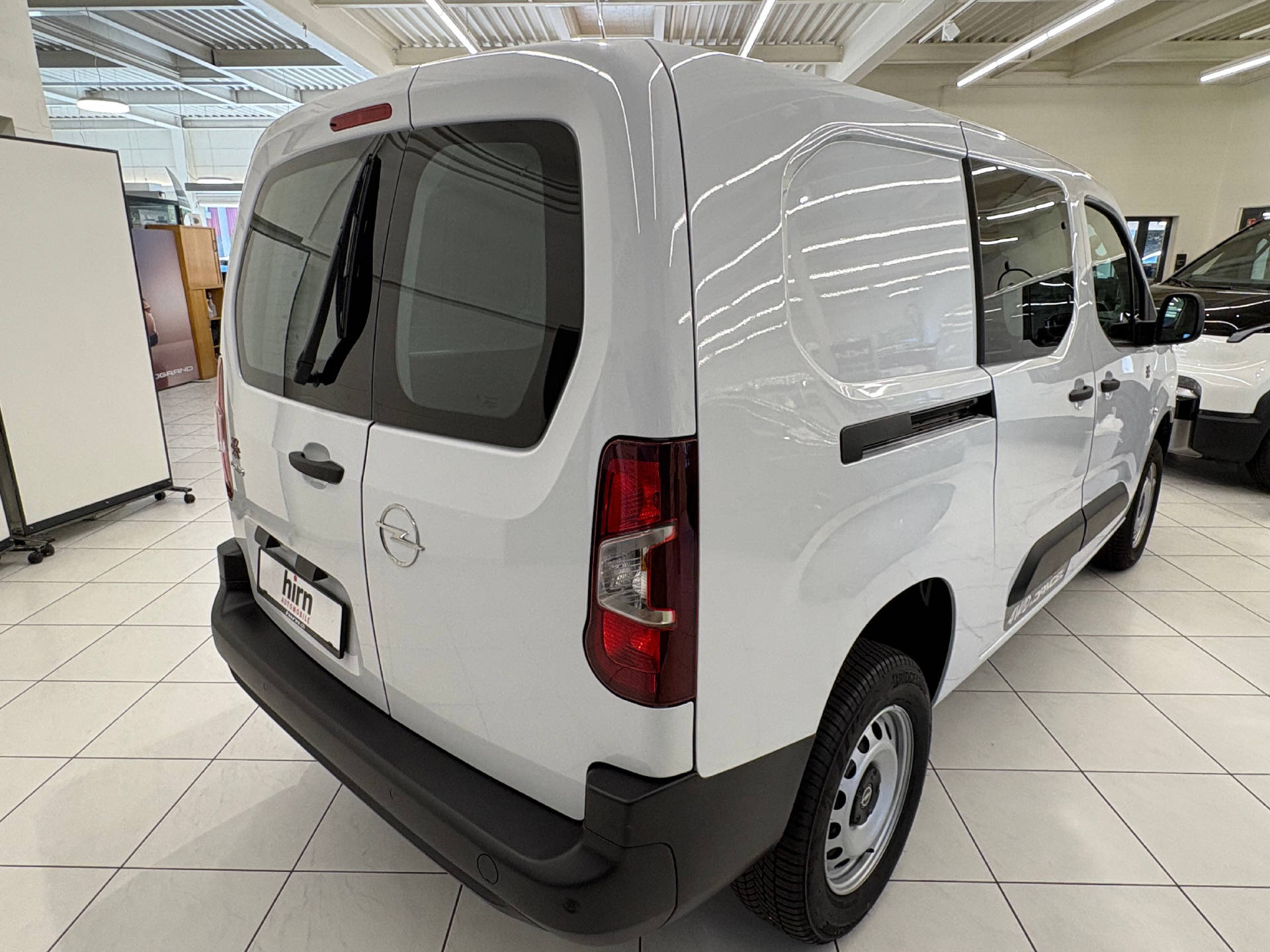 OPEL Combo Cargo 2.4 t XL 1.5 D S/S 4x4-image-5