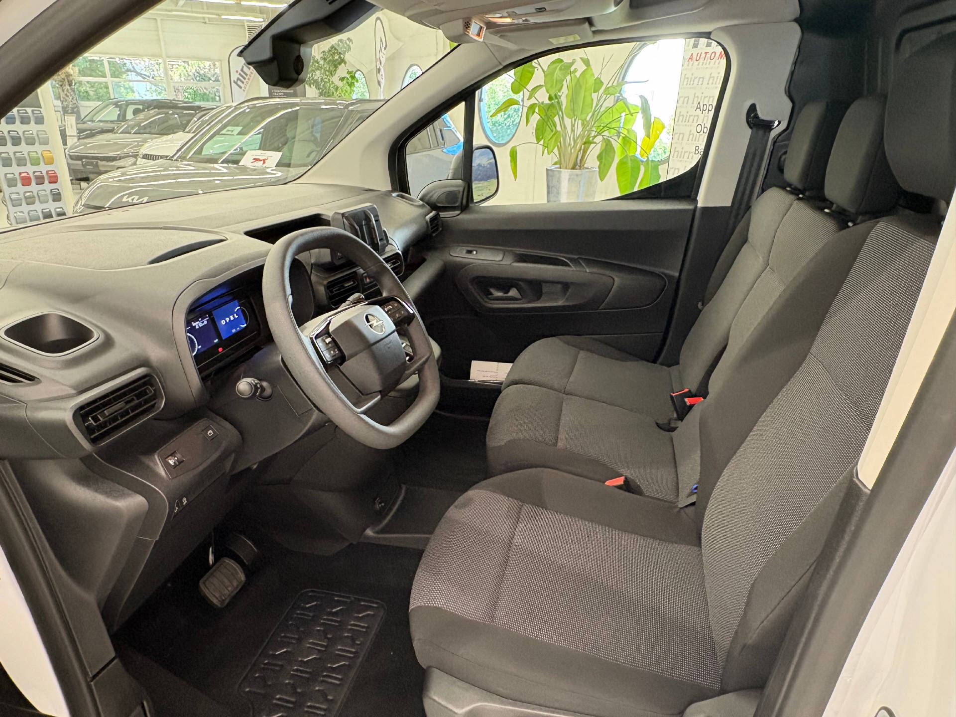 OPEL Combo Cargo 2.4 t XL 1.5 D S/S 4x4-image-9