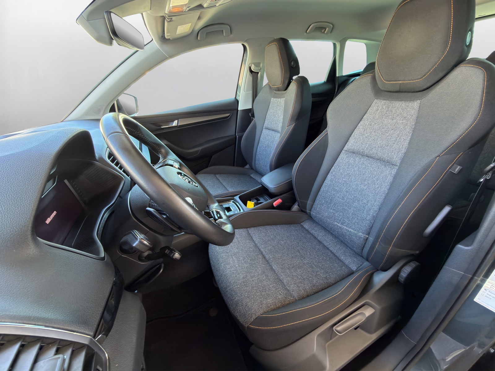 SKODA Karoq 1.5 TSI ACT Clever DSG-image-9
