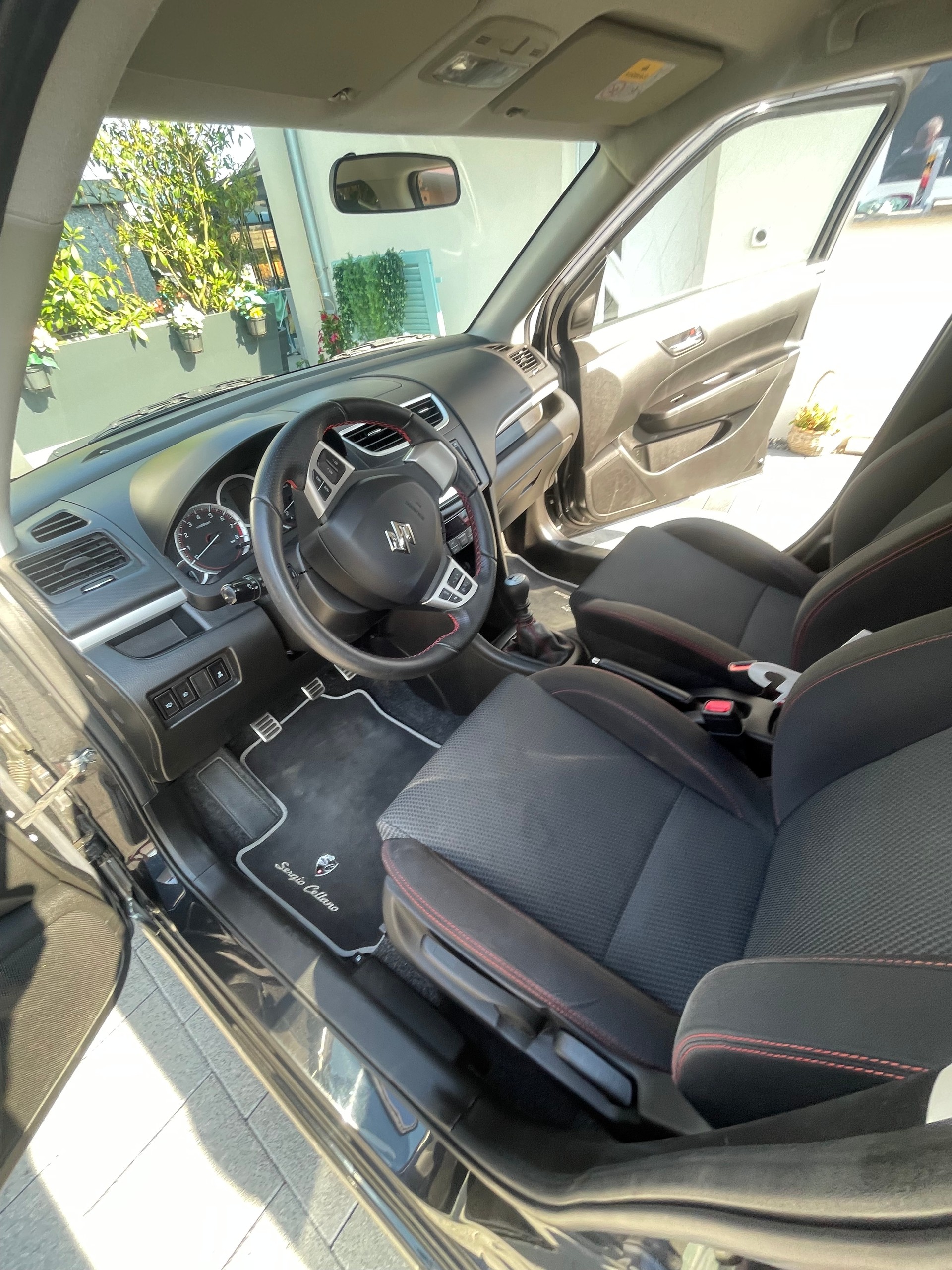SUZUKI Swift 1.6i 16V Sport Sergio Cellano-image-6