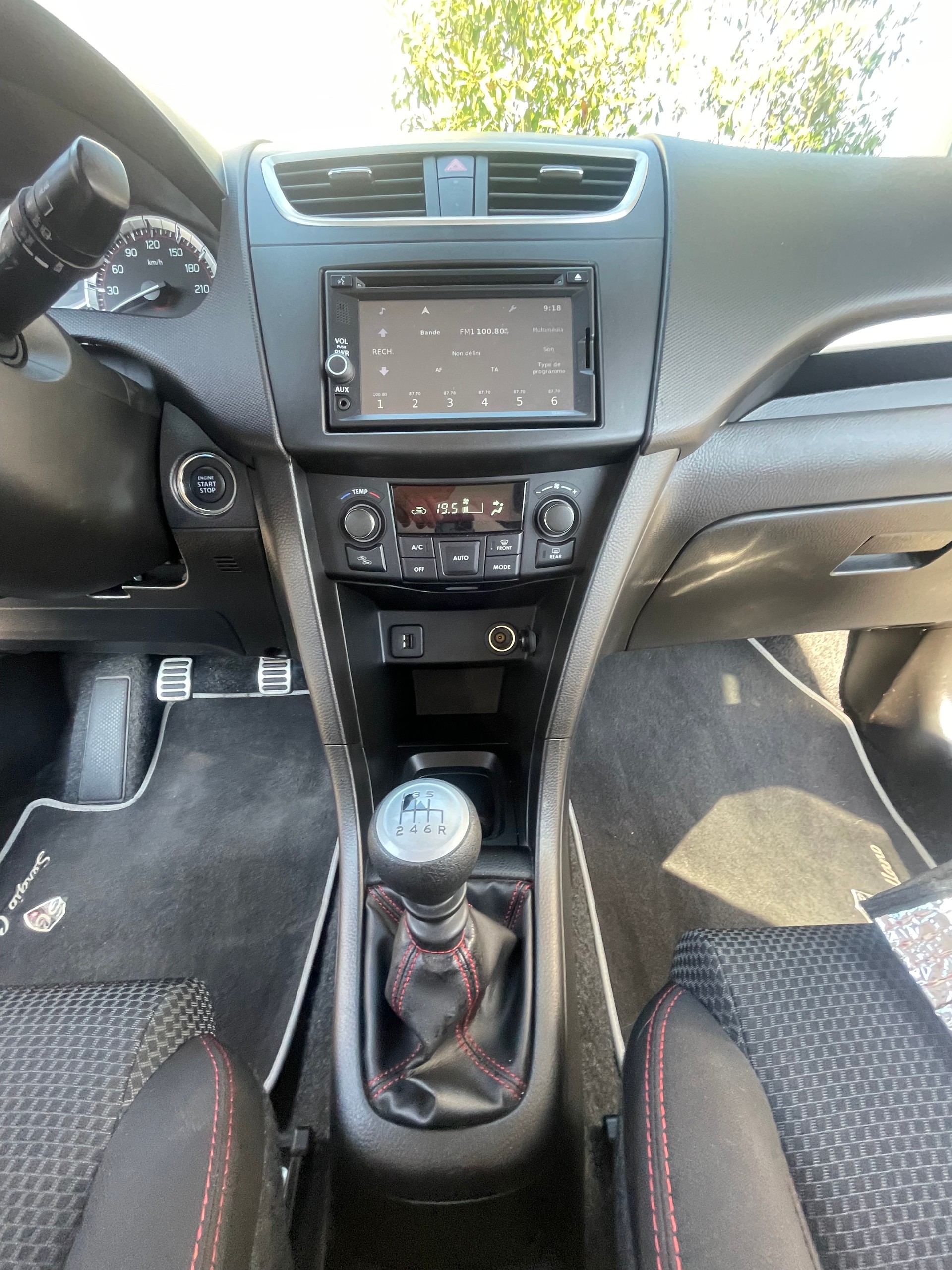 SUZUKI Swift 1.6i 16V Sport Sergio Cellano-image-9