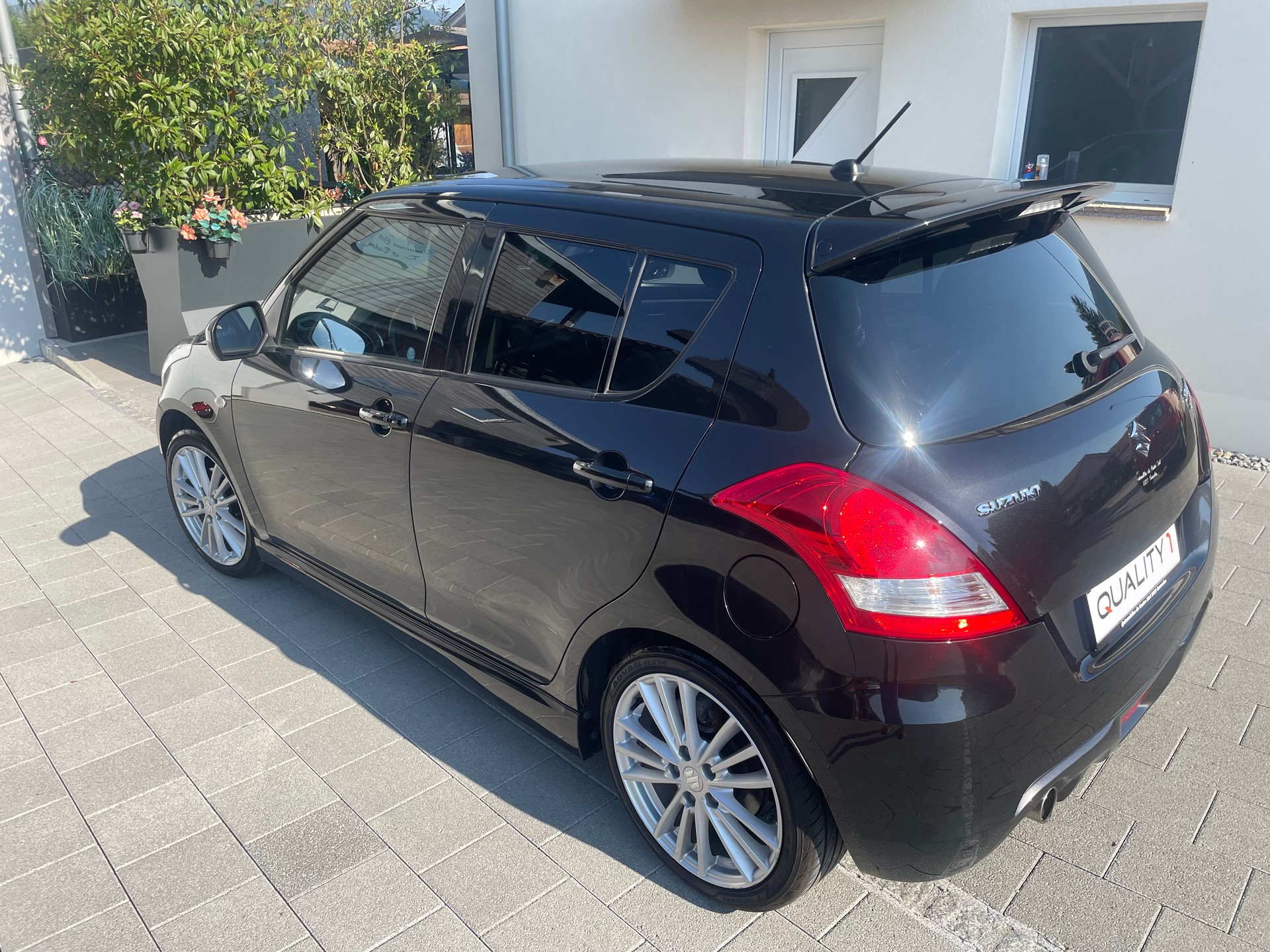 SUZUKI Swift 1.6i 16V Sport Sergio Cellano-image-4