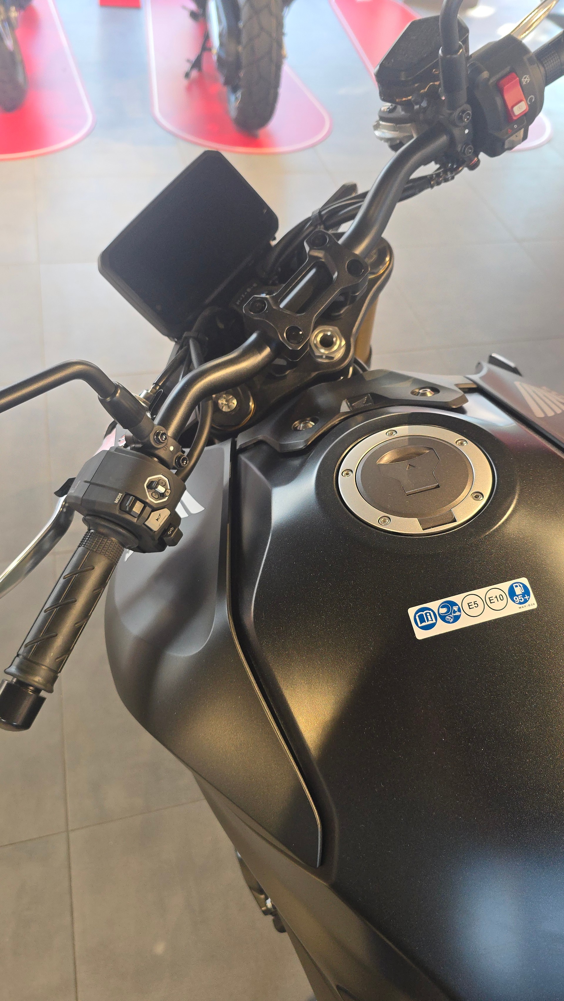 HONDA CB 1000 Hornet SP-image-9