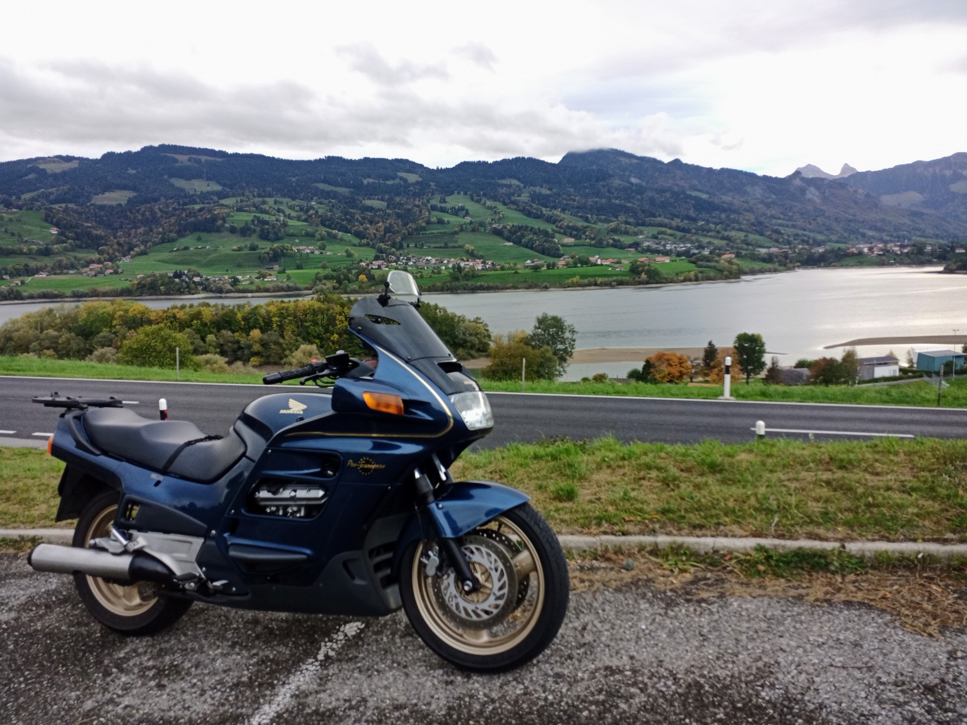 HONDA ST 1100 Pan-European-image-9