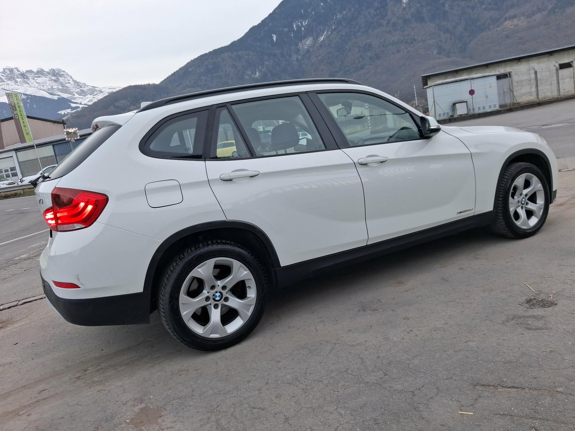 BMW X1 xDrive 18d Steptronic-image-7