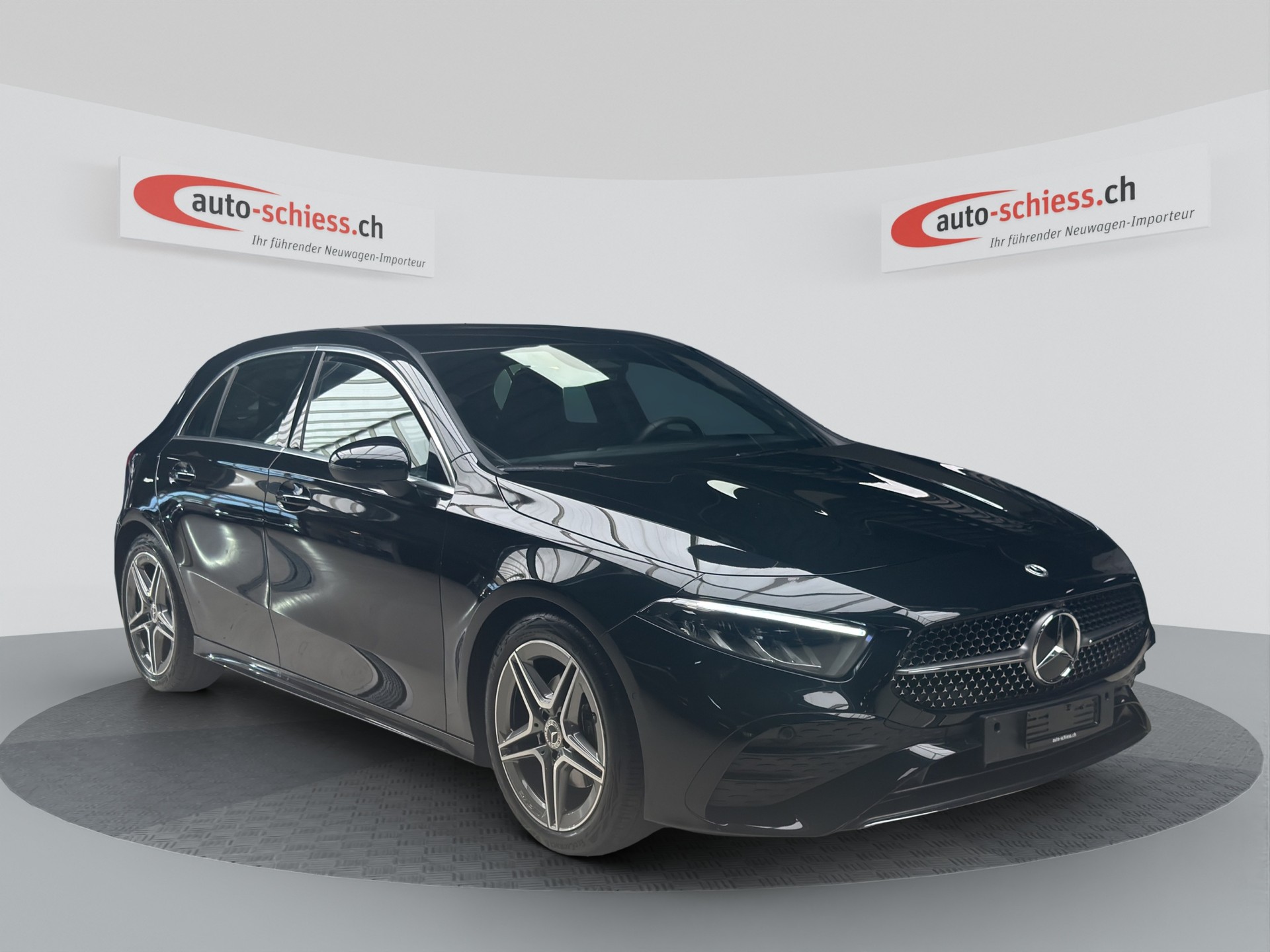MERCEDES-BENZ A 180 AMG Line 7G-DCT-image-0