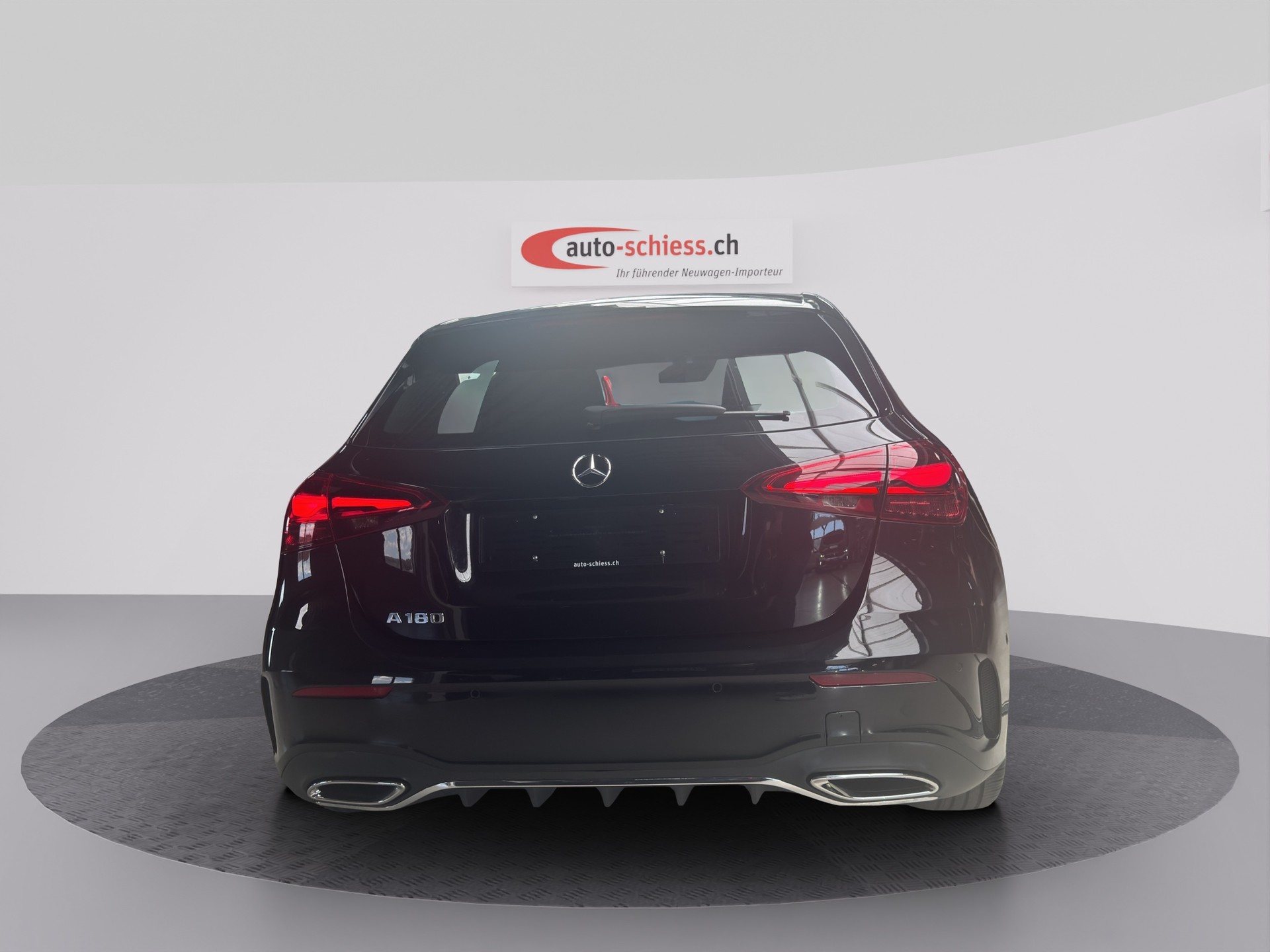 MERCEDES-BENZ A 180 AMG Line 7G-DCT-image-3