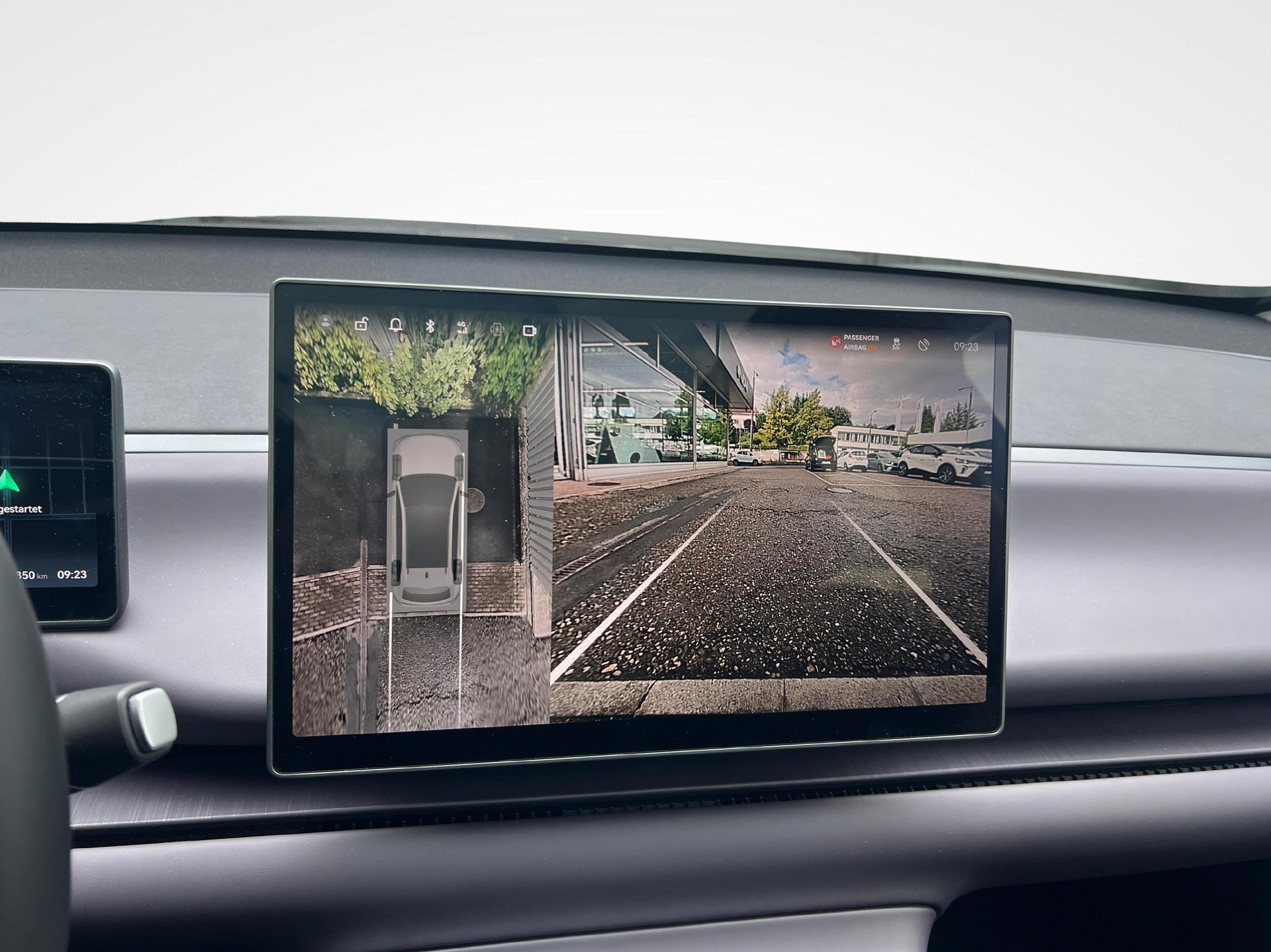 LEAPMOTOR C10 1.5 REEV Design-image-12