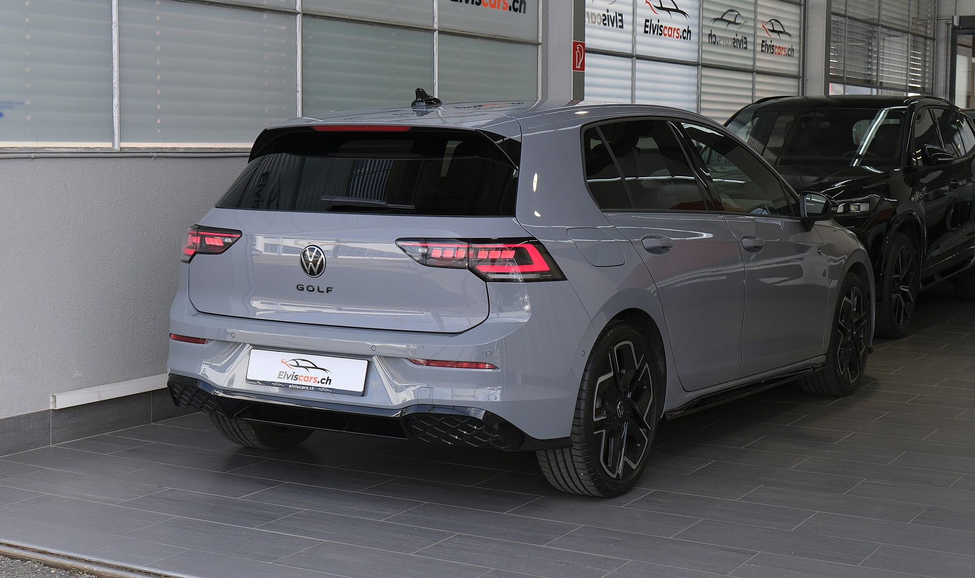 VW Golf 1.5 e TSI mHEV R-Line DSG * Black Style *-image-21