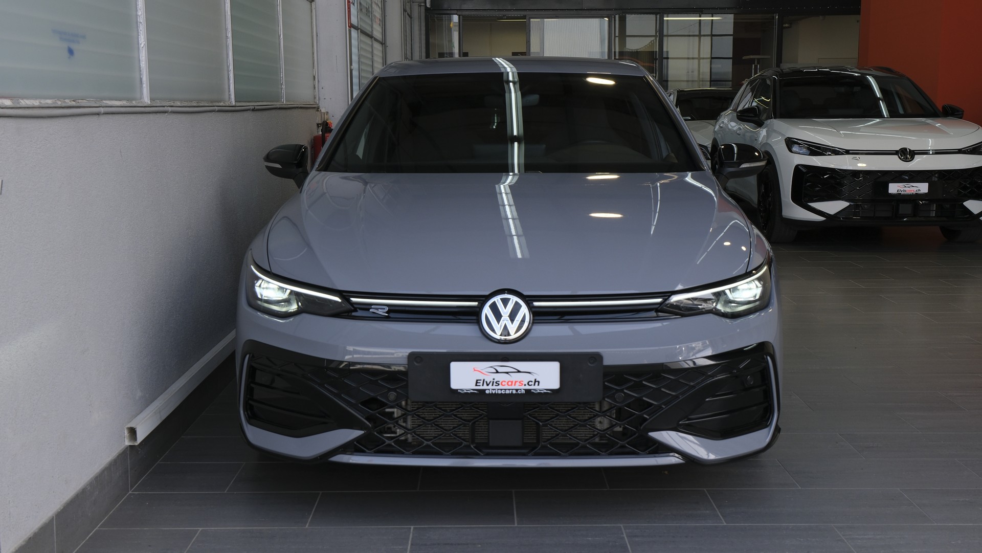 VW Golf 1.5 e TSI mHEV R-Line DSG * Black Style *-image-27