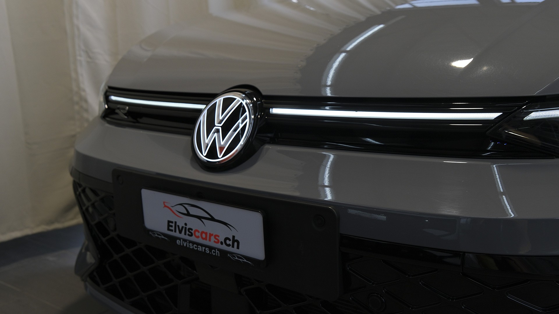 VW Golf 1.5 e TSI mHEV R-Line DSG * Black Style *-image-2