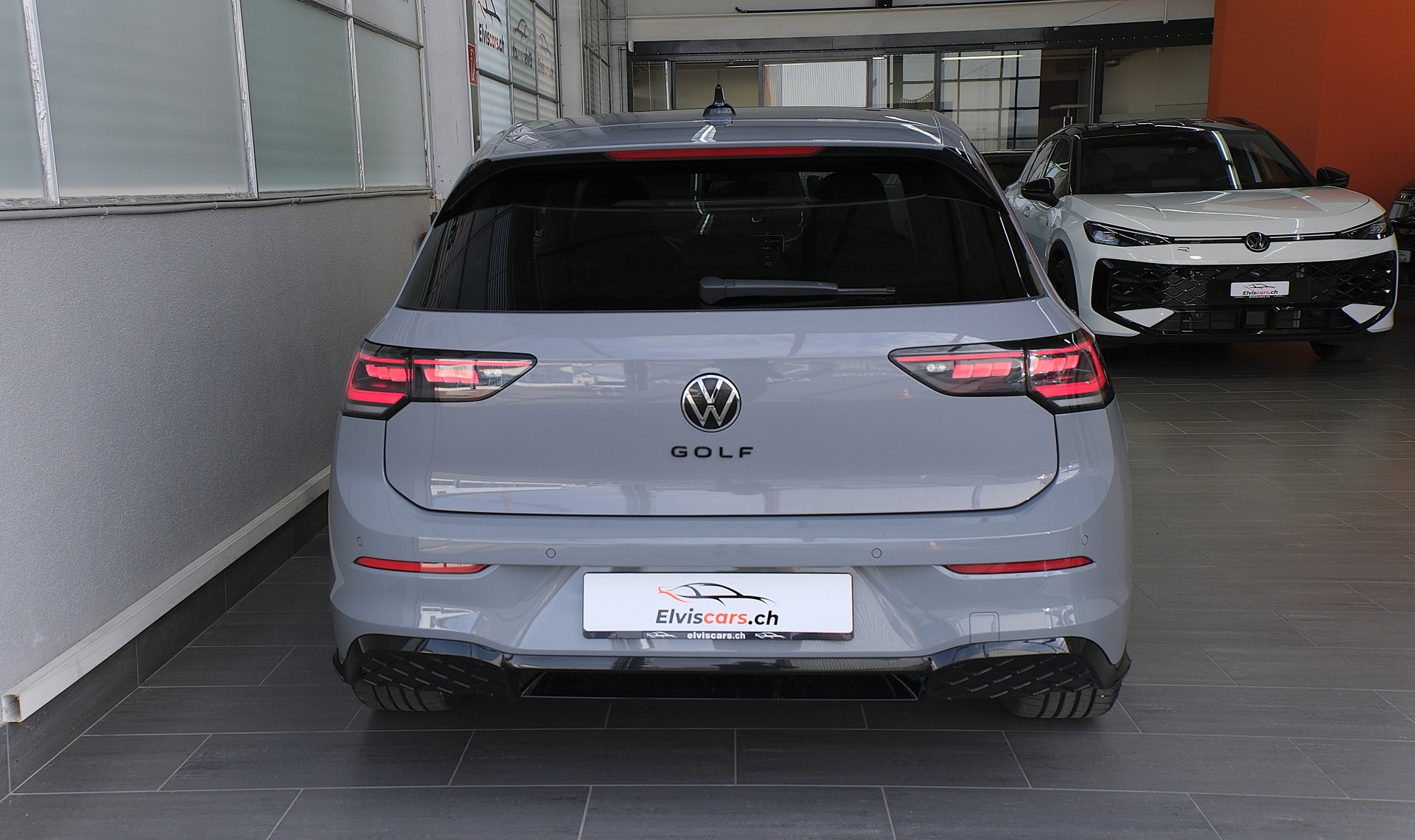 VW Golf 1.5 e TSI mHEV R-Line DSG * Black Style *-image-11