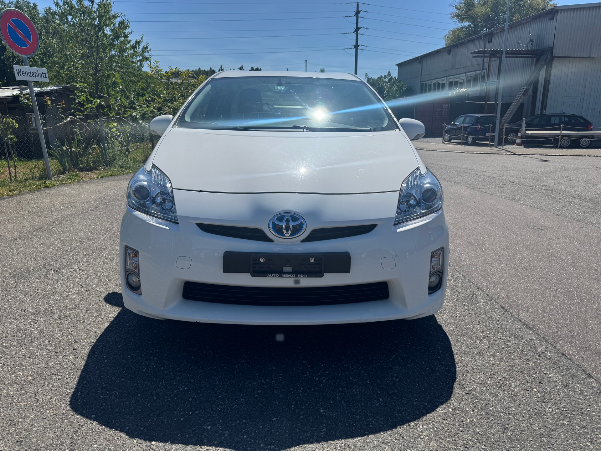 TOYOTA Prius 1.8 16V HSD-image-1