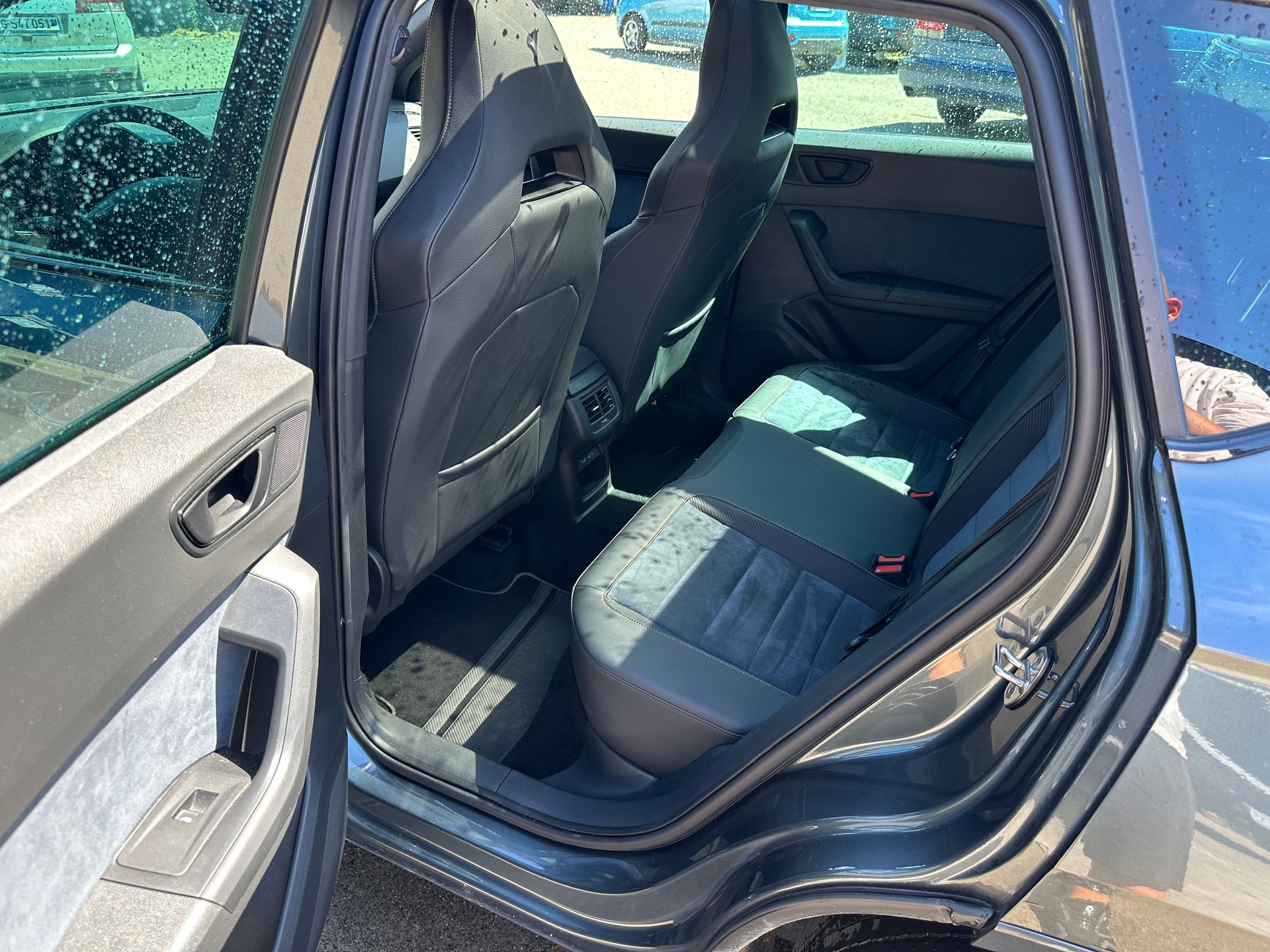 CUPRA Ateca R 2.0TSI Limited Edition 4Drive DSG-image-8