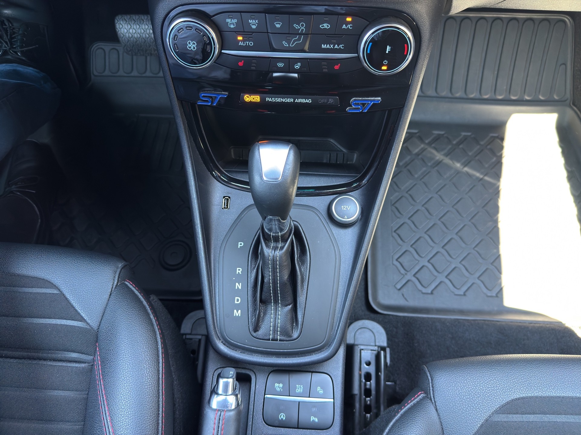 FORD Puma 1.0 MHEV ST-Line X A-image-18