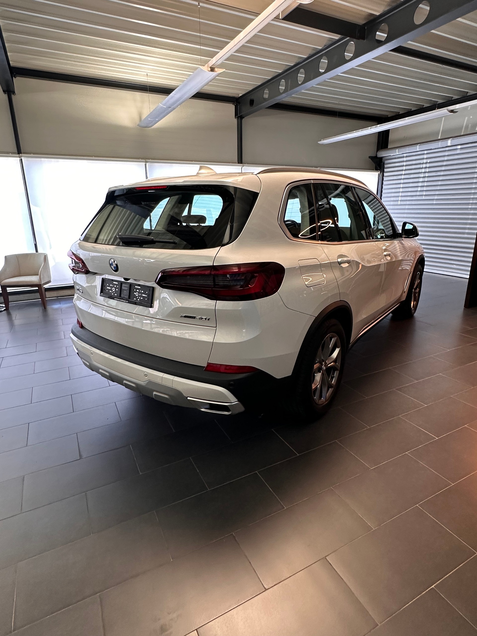 BMW X5 40i xDrive-image-24