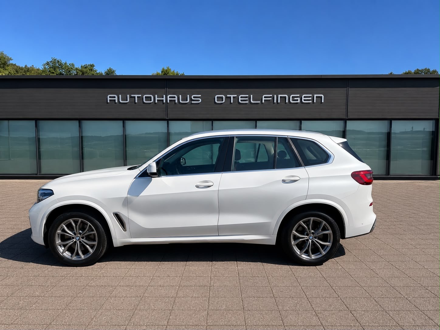 BMW X5 40i xDrive-image-0