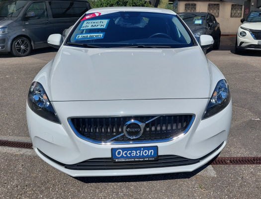 VOLVO V40 D3 Kinetic-image-5