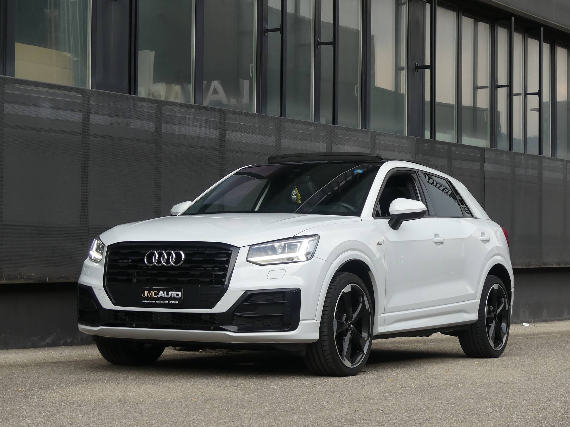 AUDI Q2 2.0 TFSI sport quattro-image-11