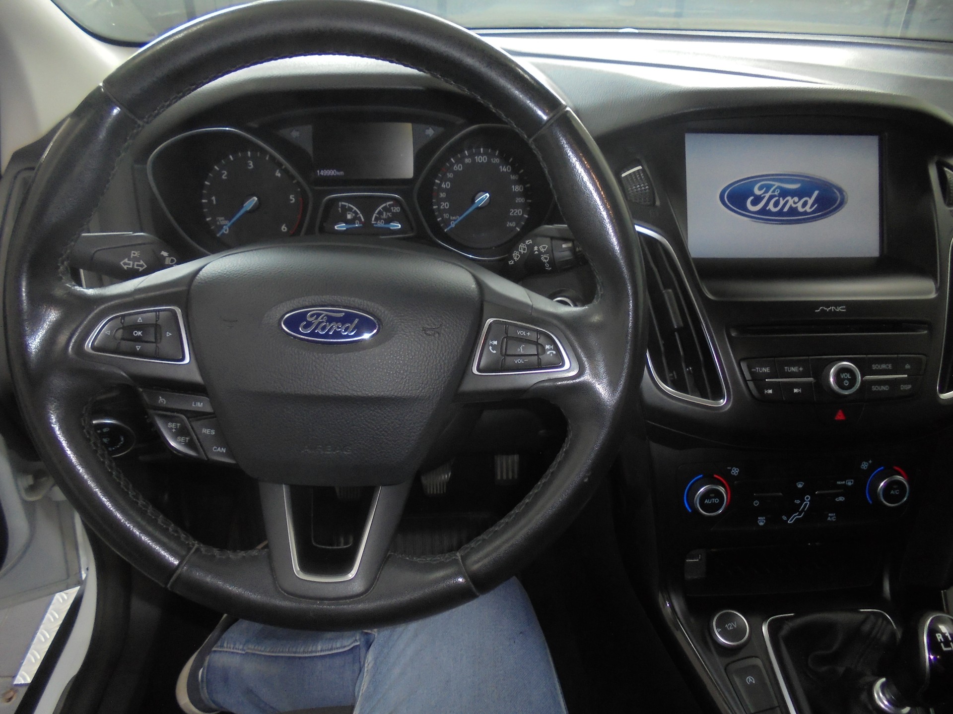 FORD Focus 1.5 TDCi ECOnetic Trend-image-5