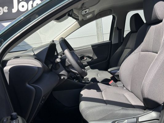 TOYOTA Yaris 1.5 Trend e-CVT-image-5