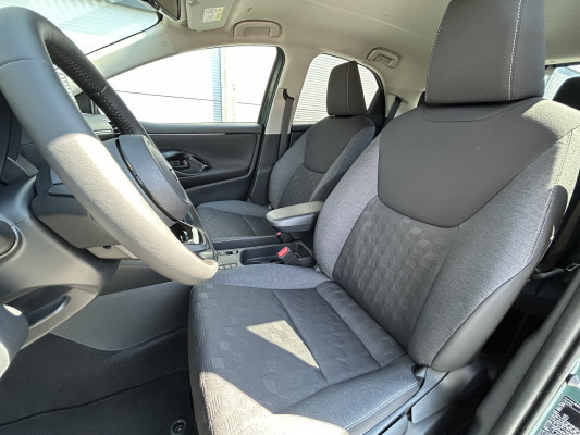 TOYOTA Yaris 1.5 Trend e-CVT-image-8