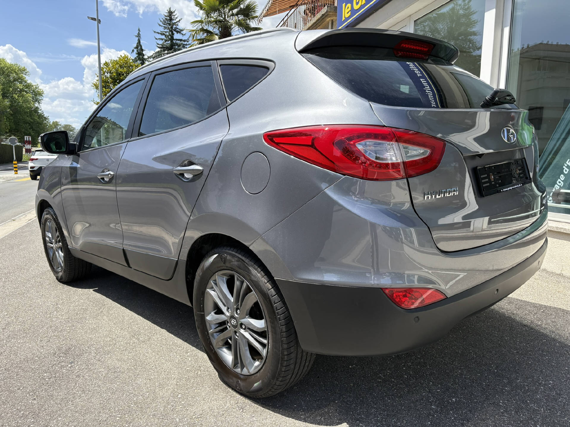 HYUNDAI ix35 2.0 GDi Style 4WD-image-2