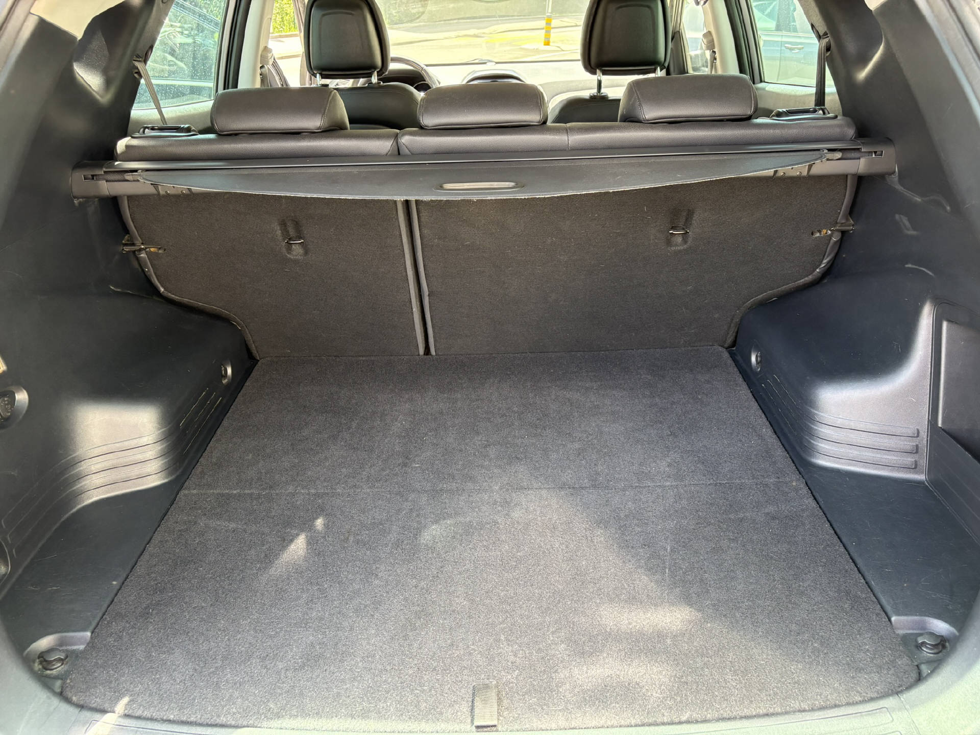 HYUNDAI ix35 2.0 GDi Style 4WD-image-10