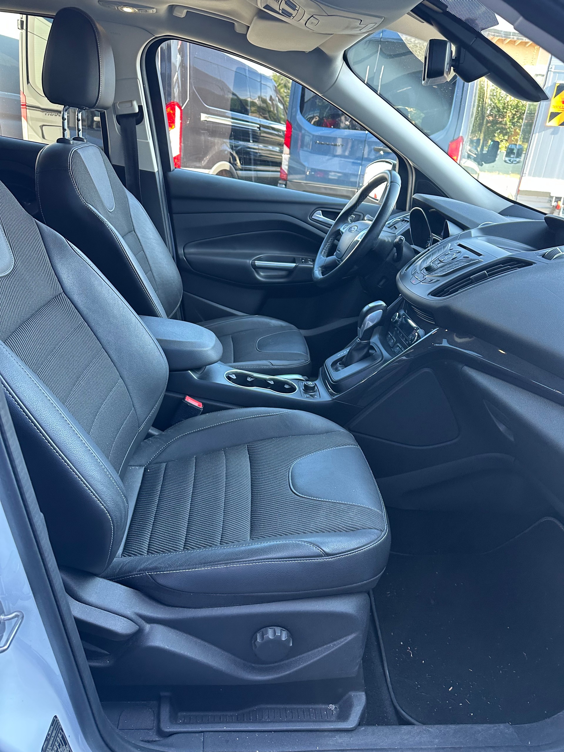 FORD Kuga 2.0 TDCi 163 Titanium S FPS-image-11