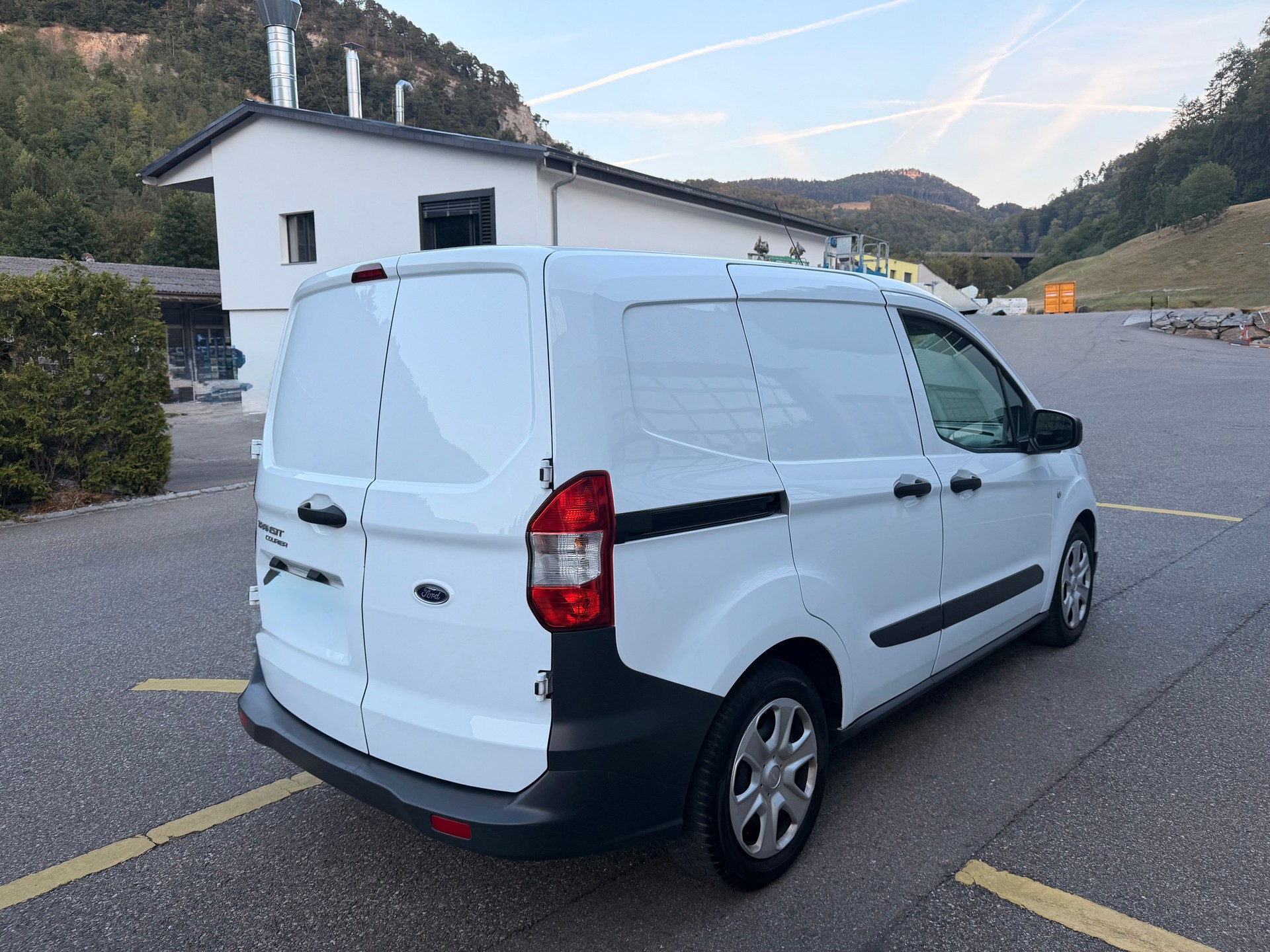 FORD Transit Courier Van 1.0 EcoBoost Basis-image-6